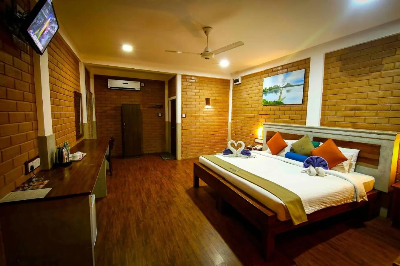 Bedroom in Elephas Resort & Spa