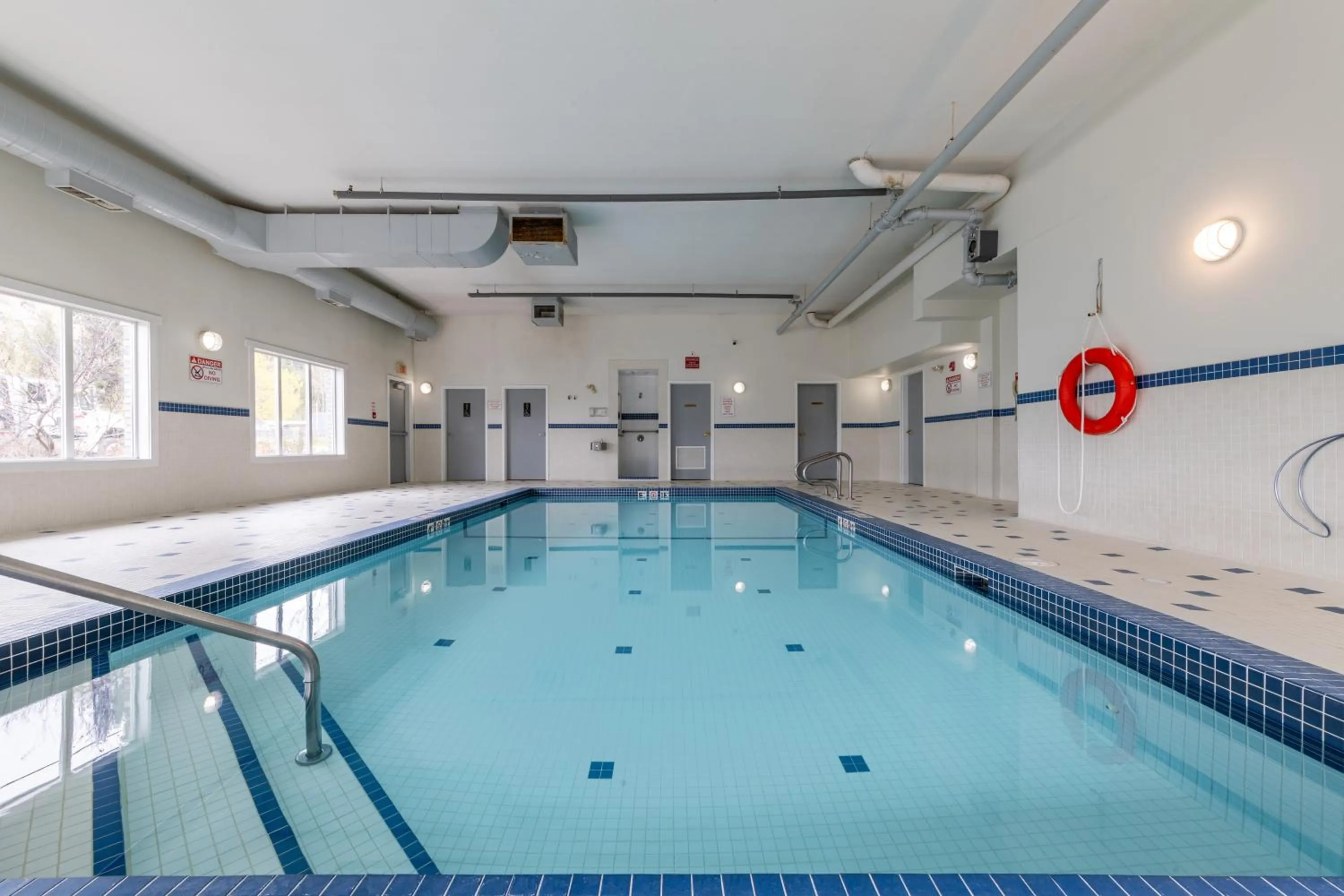 Swimming pool in Ramada Golden