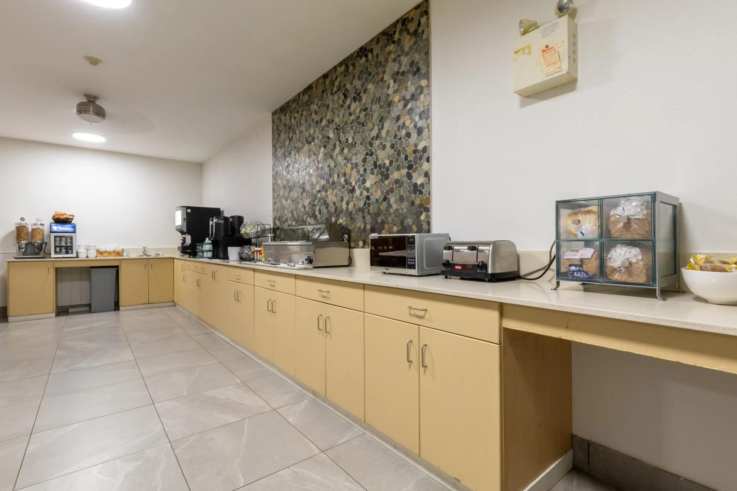 Breakfast in Ramada Golden