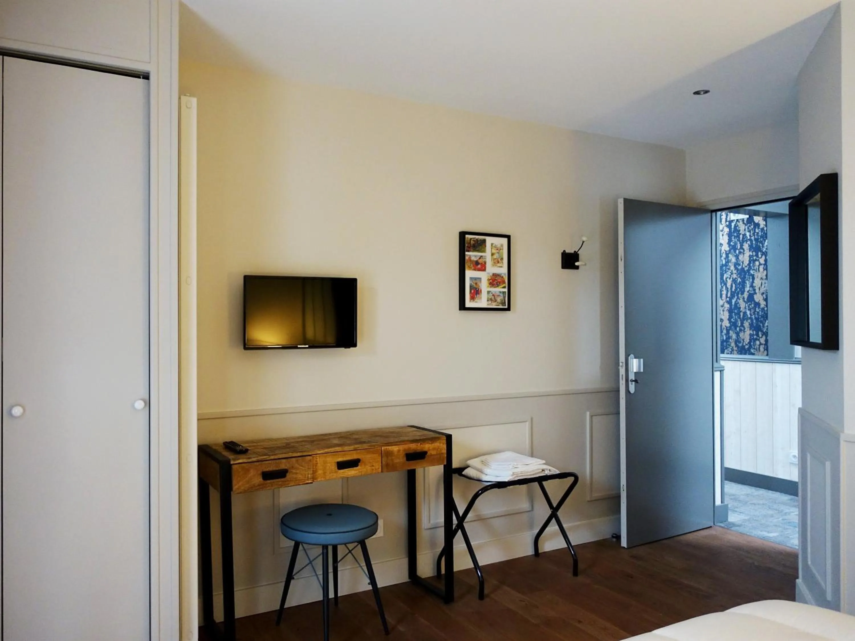 Bedroom, Bed in Les Prémontrés