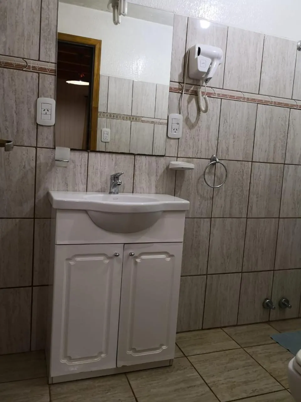 Bathroom in Palo Rosa Lodge