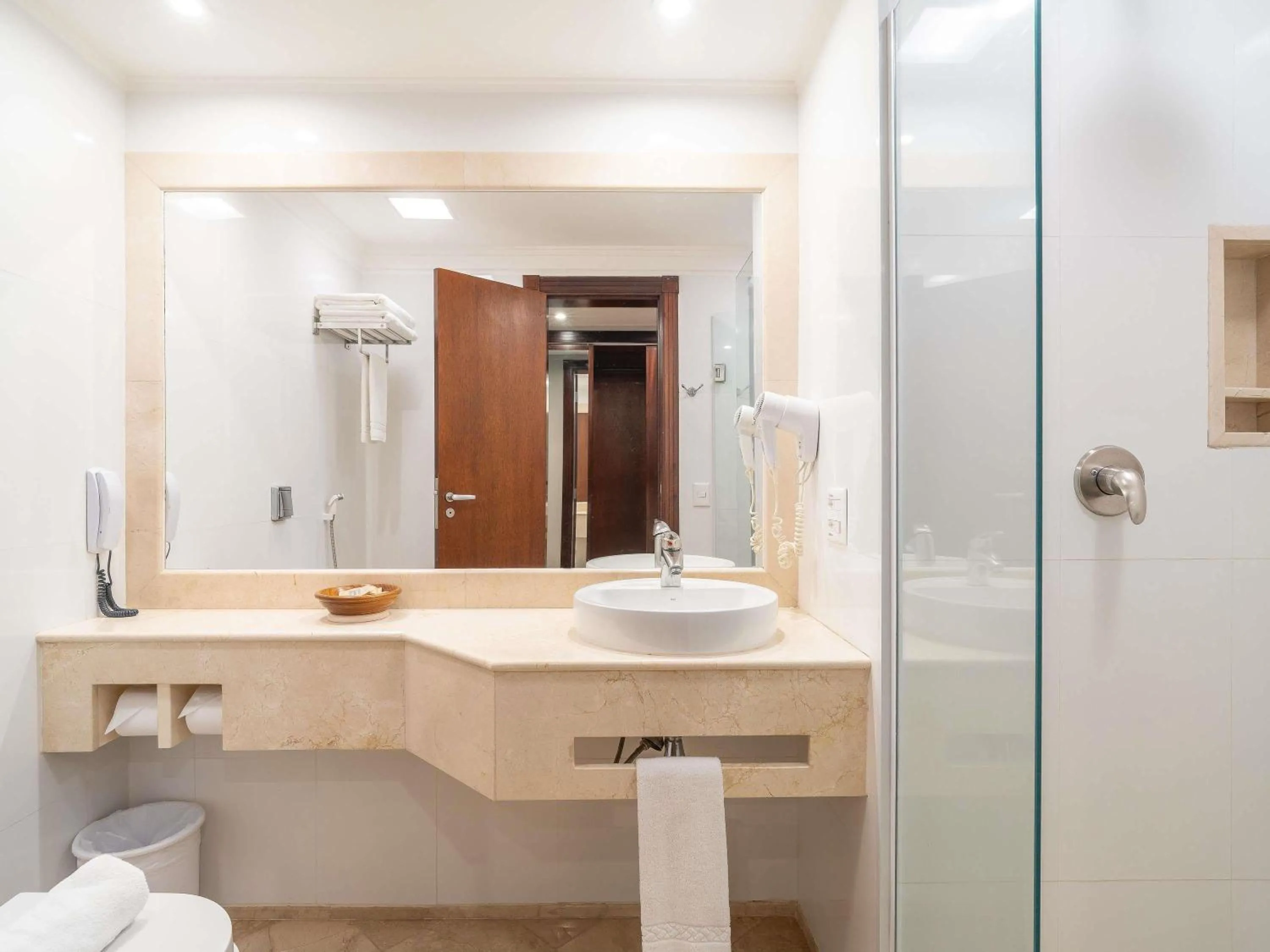 Bedroom in Mercure Uberlândia Plaza Shopping