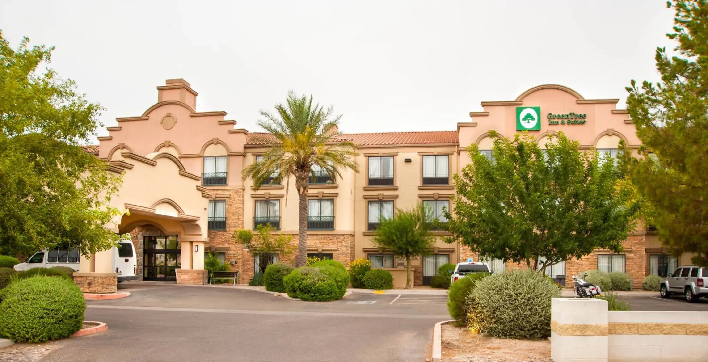Property building in GreenTree Inn and Suites Florence, AZ Property building in GreenTree Inn and Suites Florence, AZ