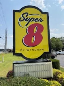 Super 8 by Wyndham Greenville