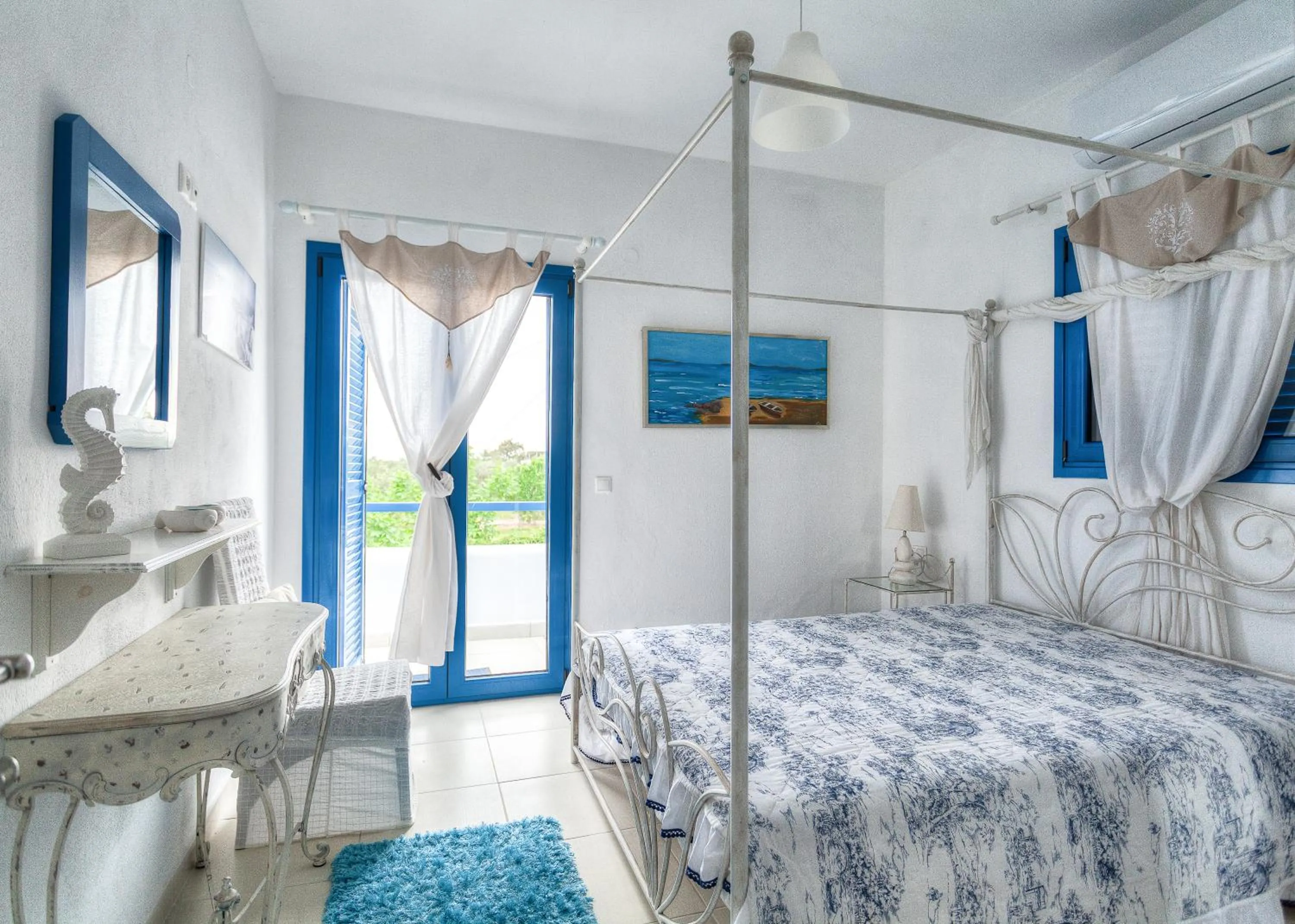 Bed in Navy Greece Villa with swimming pool & sea view