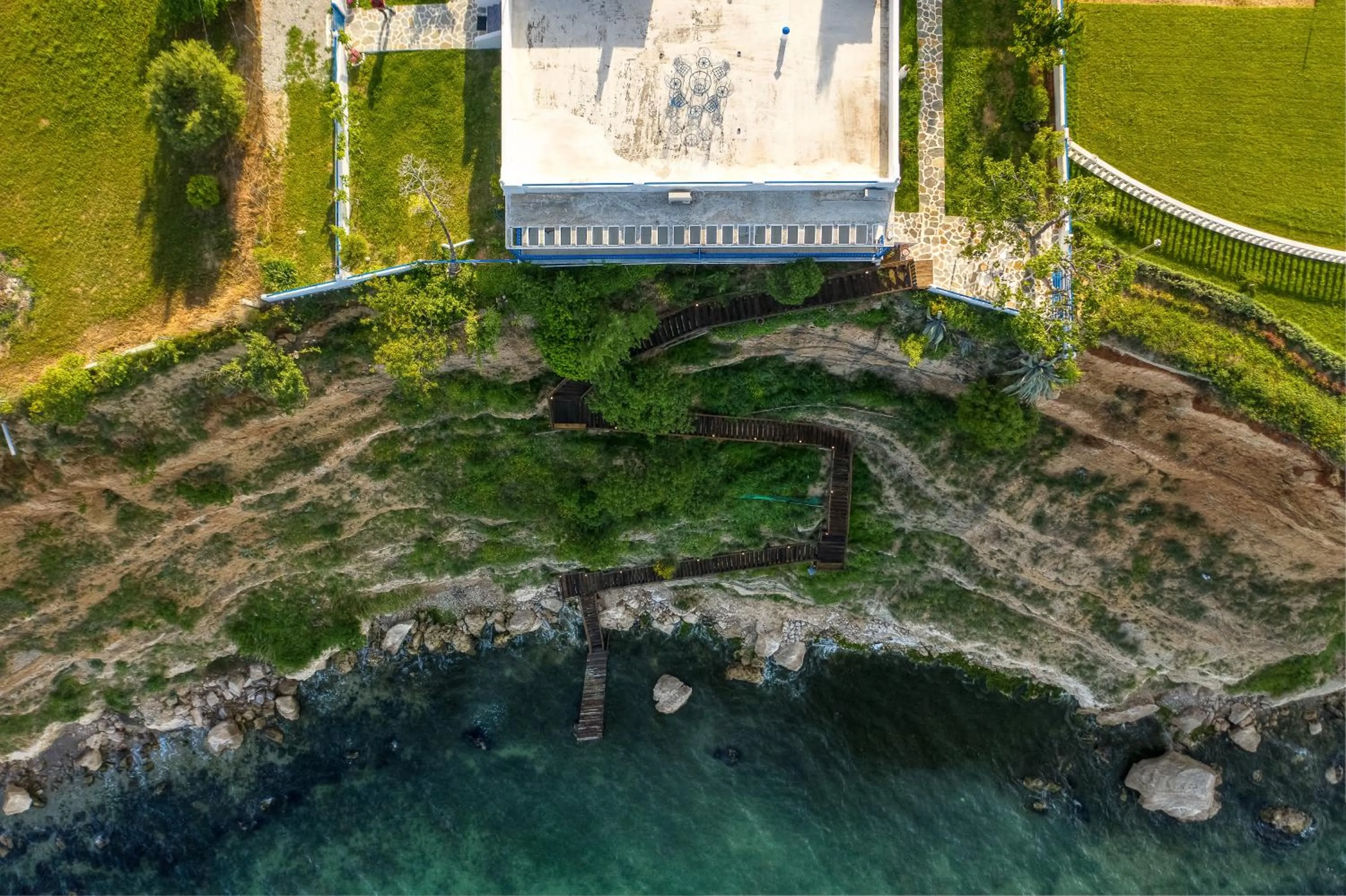 Bird's eye view in Navy Greece Villa with swimming pool & sea view