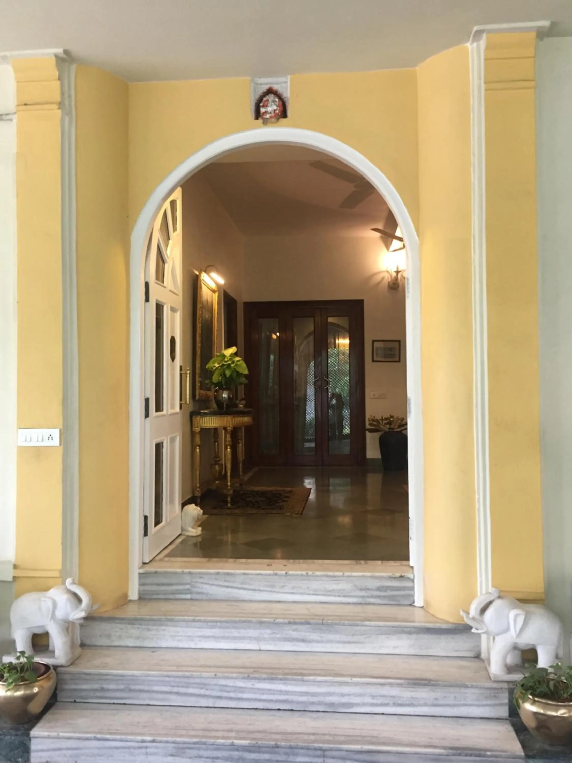 Lobby or reception in Barwara Kothi