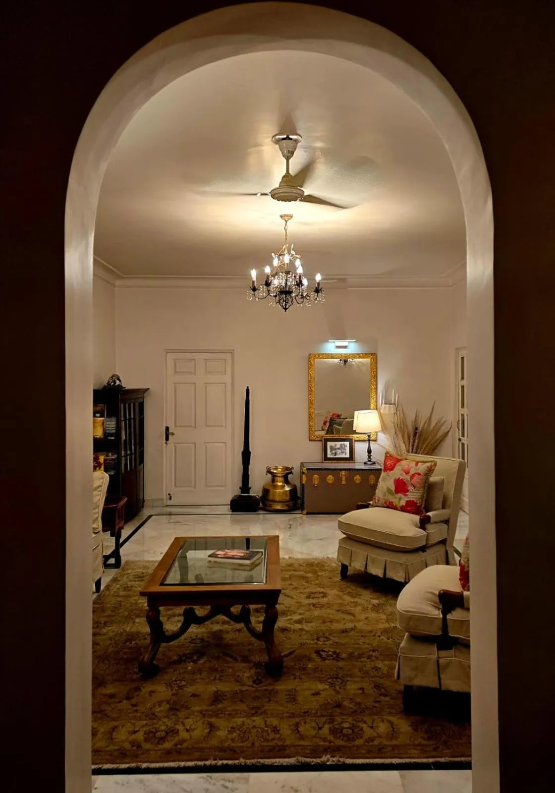 Seating area in Barwara Kothi