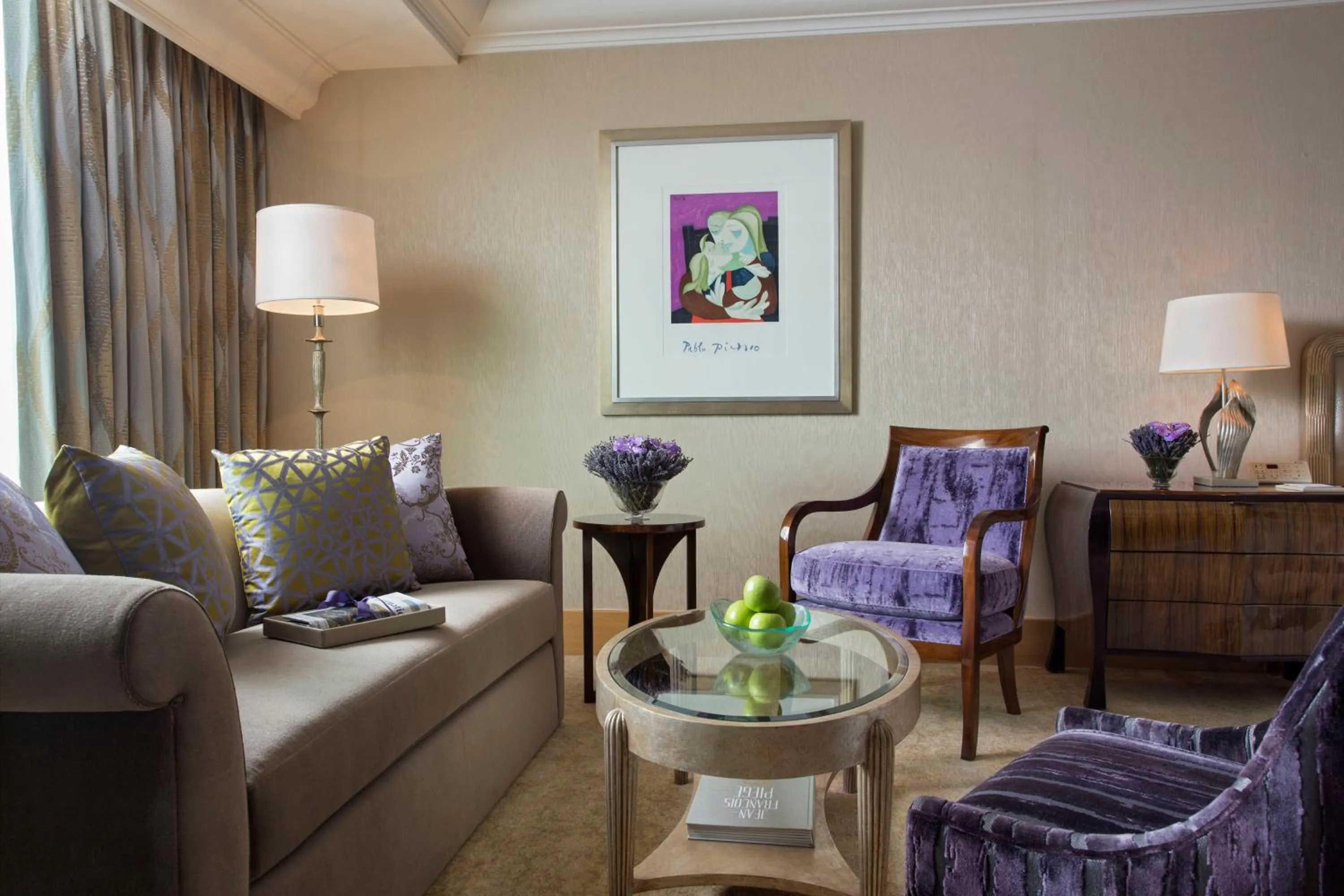 Seating area in Hotel Mulia Senayan, Jakarta