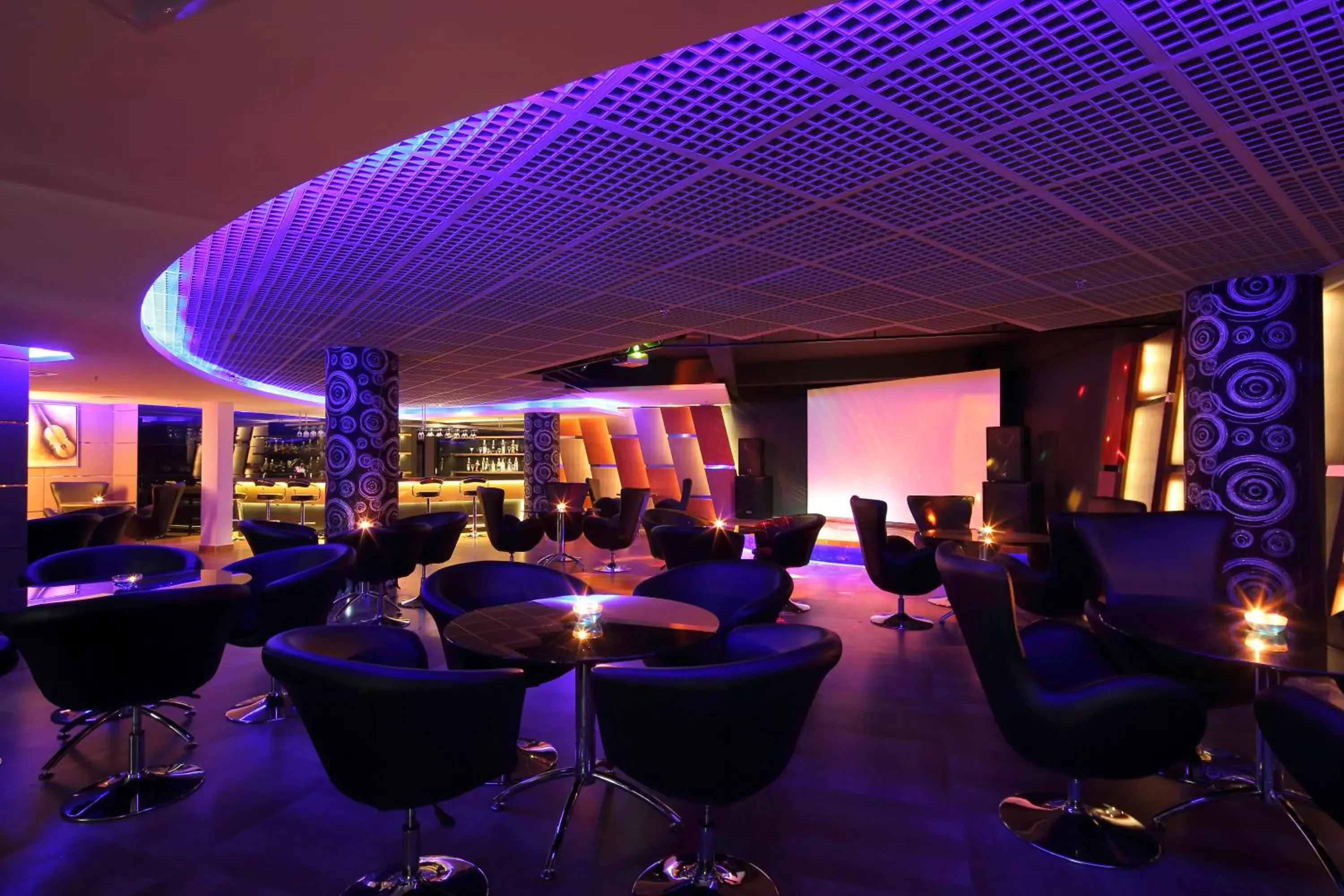 Lounge or bar in Windsor Rajadhani Hotel Lounge or bar in Windsor Rajadhani Hotel