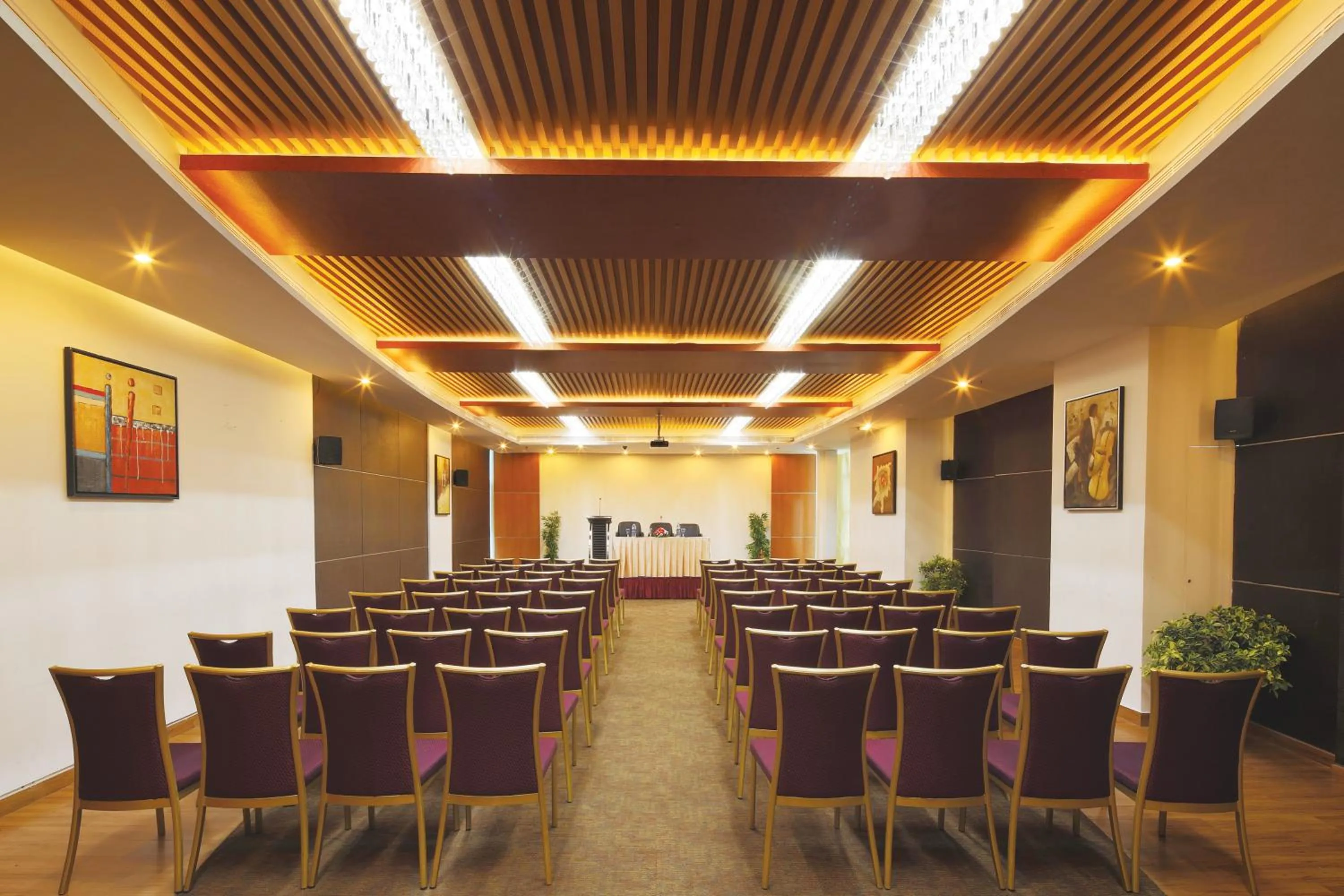 On-site shops in Windsor Rajadhani Hotel