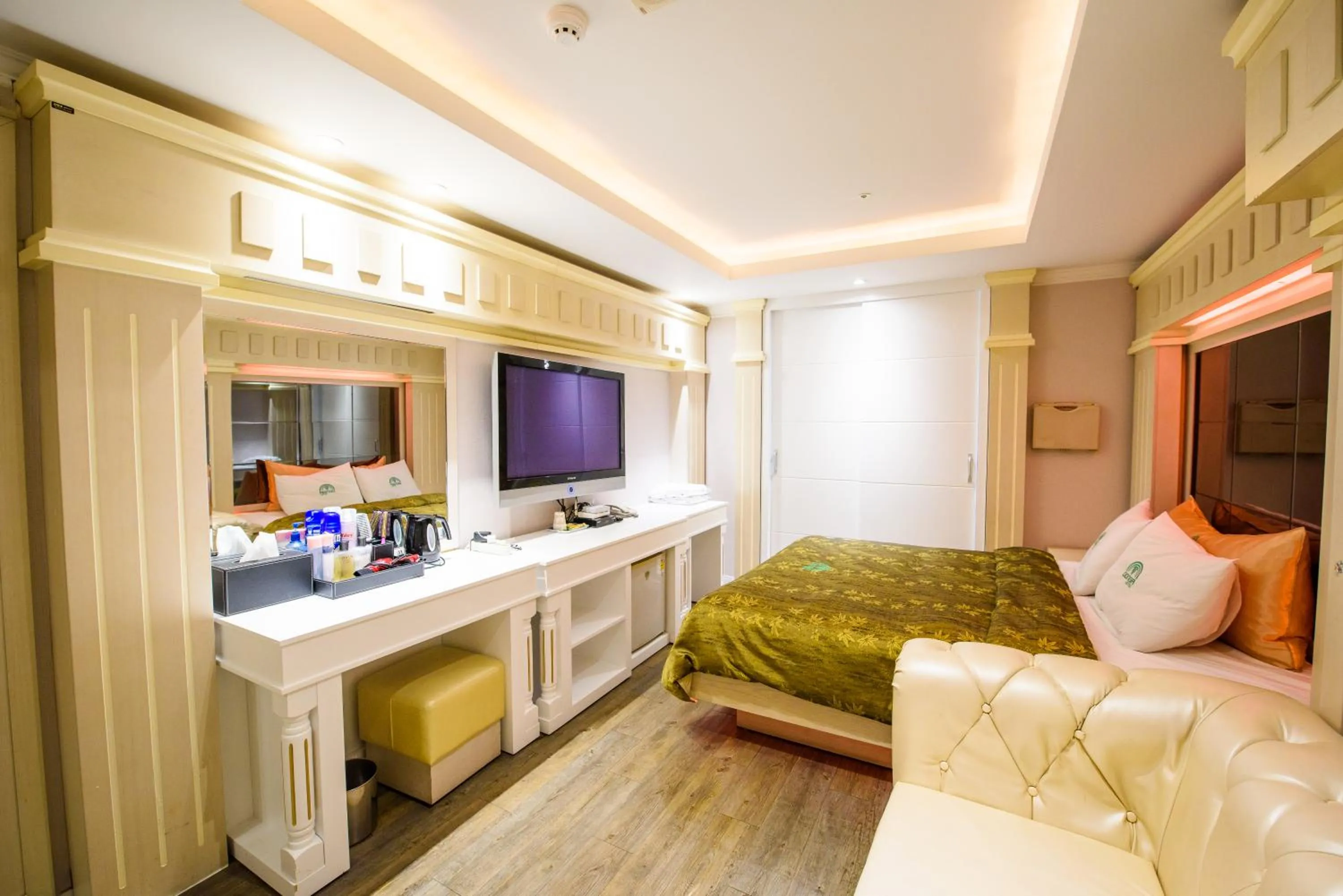 Standard Double Room in Gangneung Donga Hotel