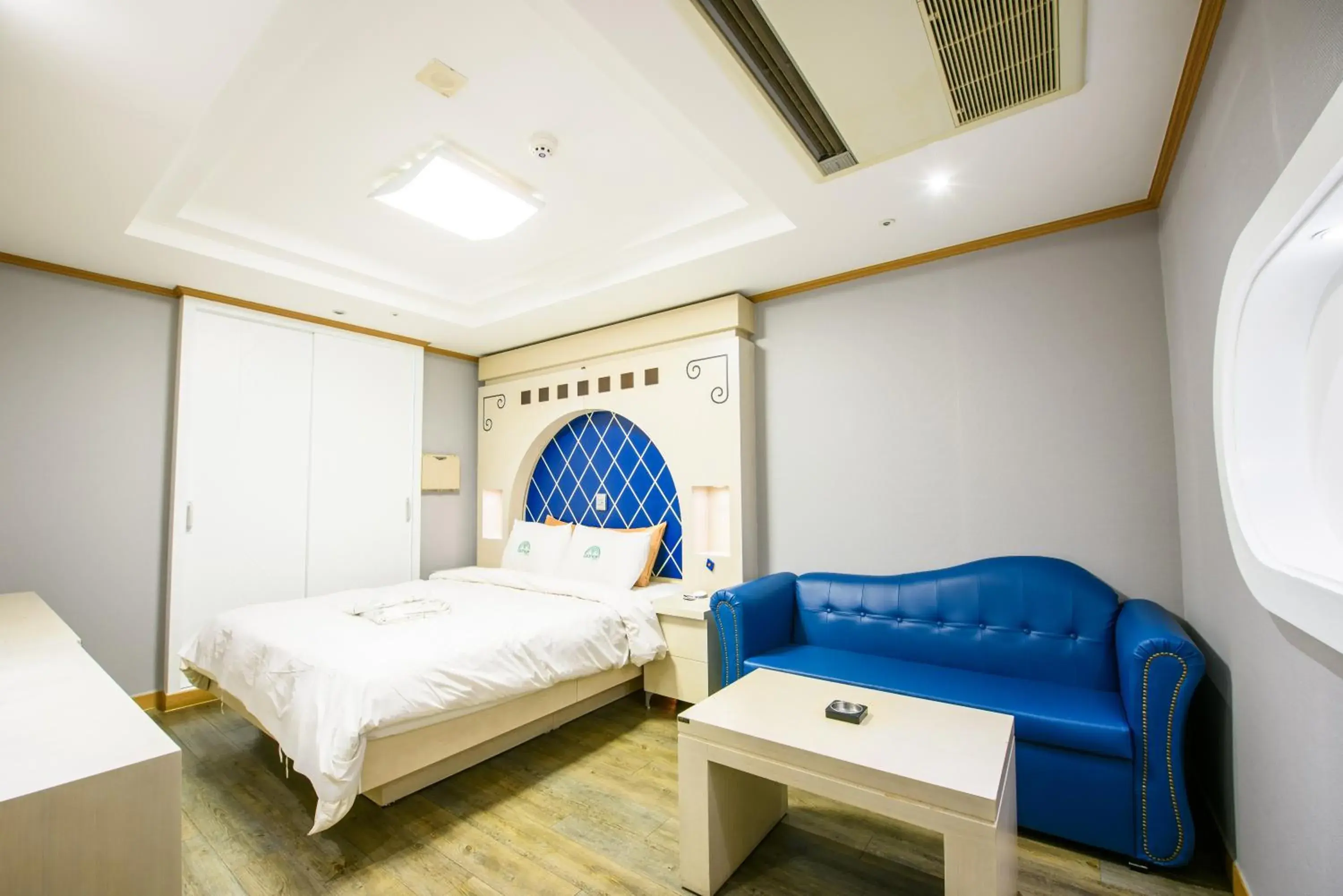 Deluxe Double Room in Gangneung Donga Hotel Deluxe Double Room in Gangneung Donga Hotel