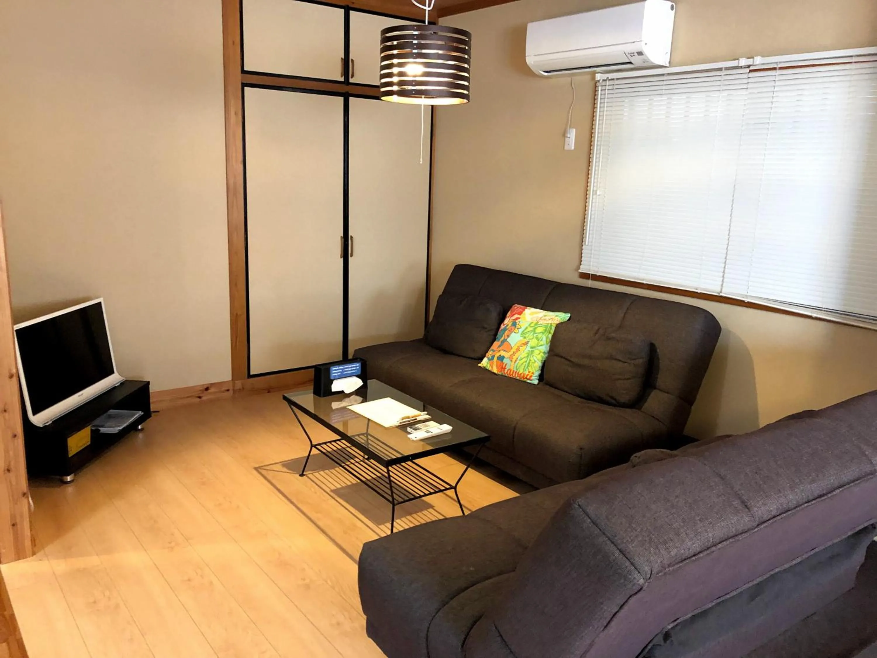 Communal lounge/ TV room in Endless Summer Okinawa South