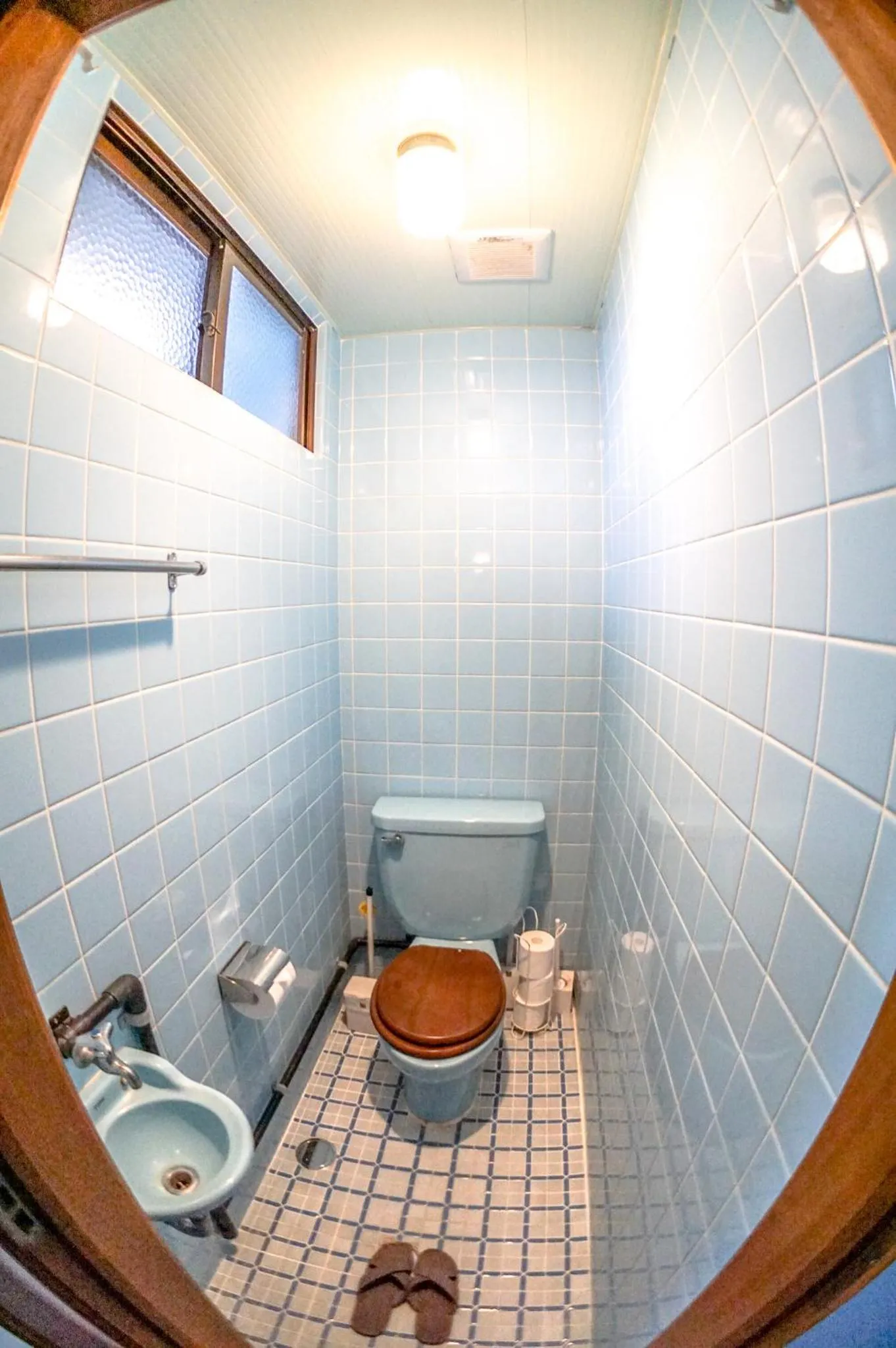Toilet in Endless Summer Okinawa South