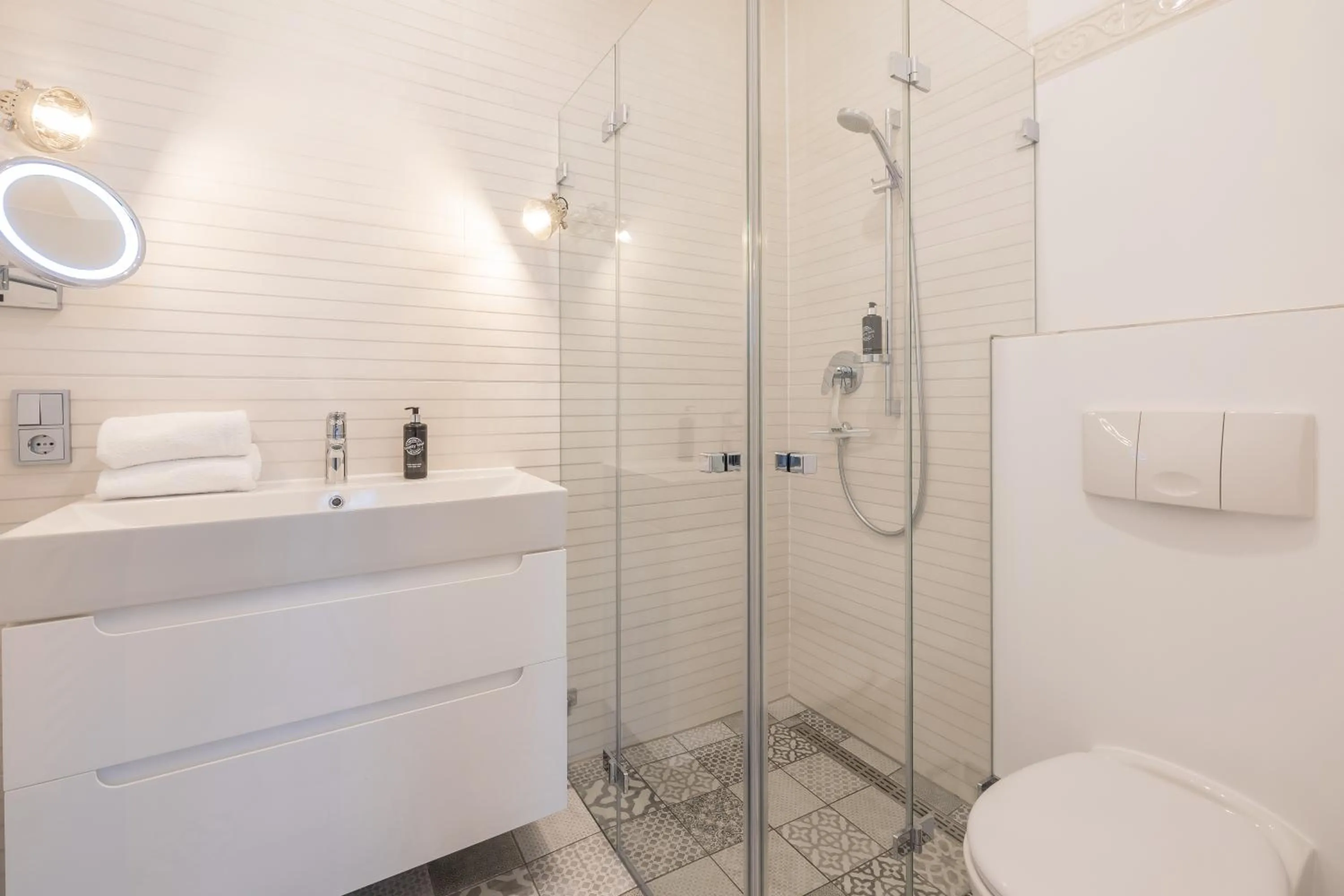 Shower in Suite Hotel Binz Familienhotel Rügen