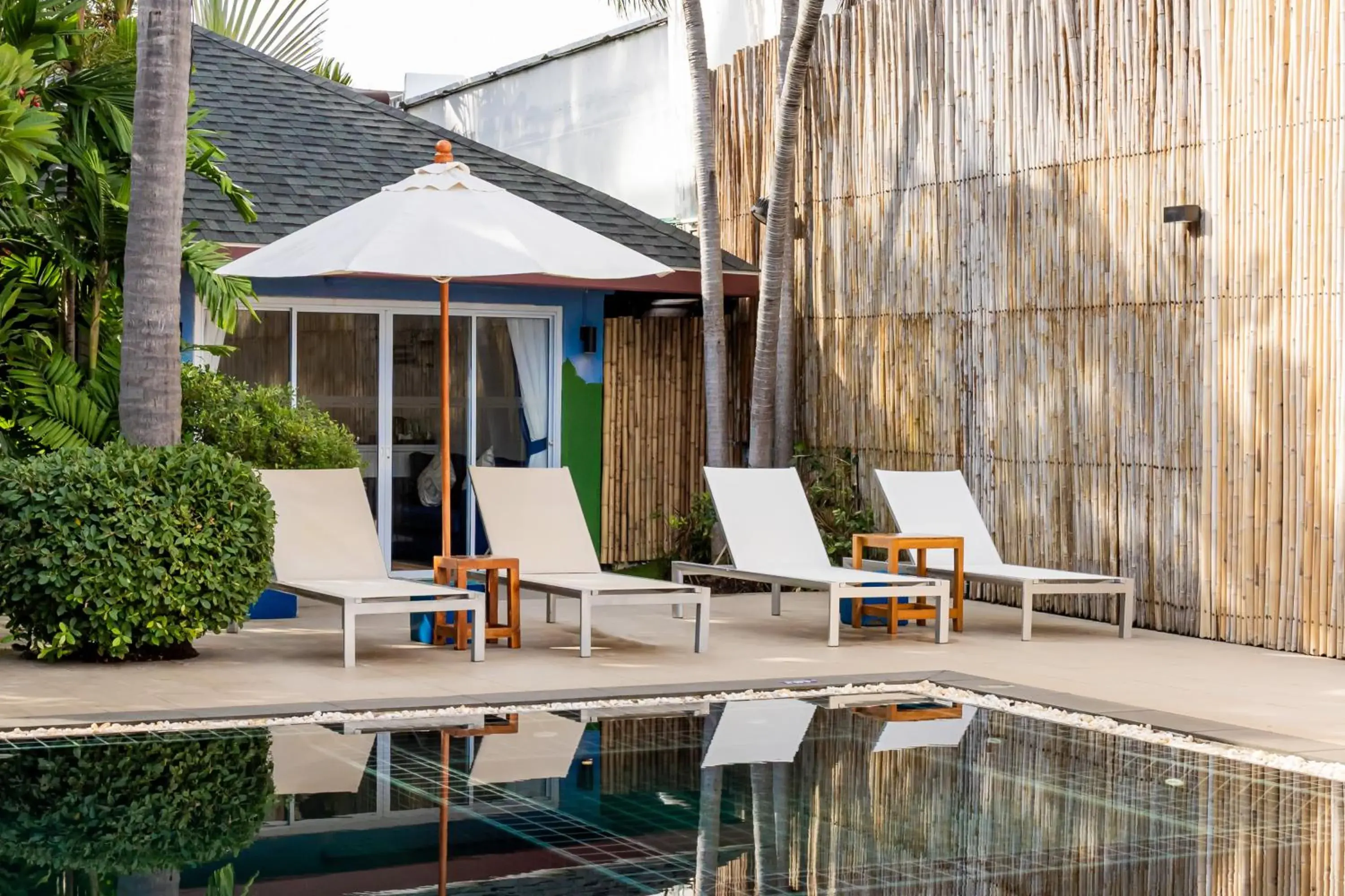 Swimming pool in Malibu Beach Resort Swimming pool in Malibu Beach Resort