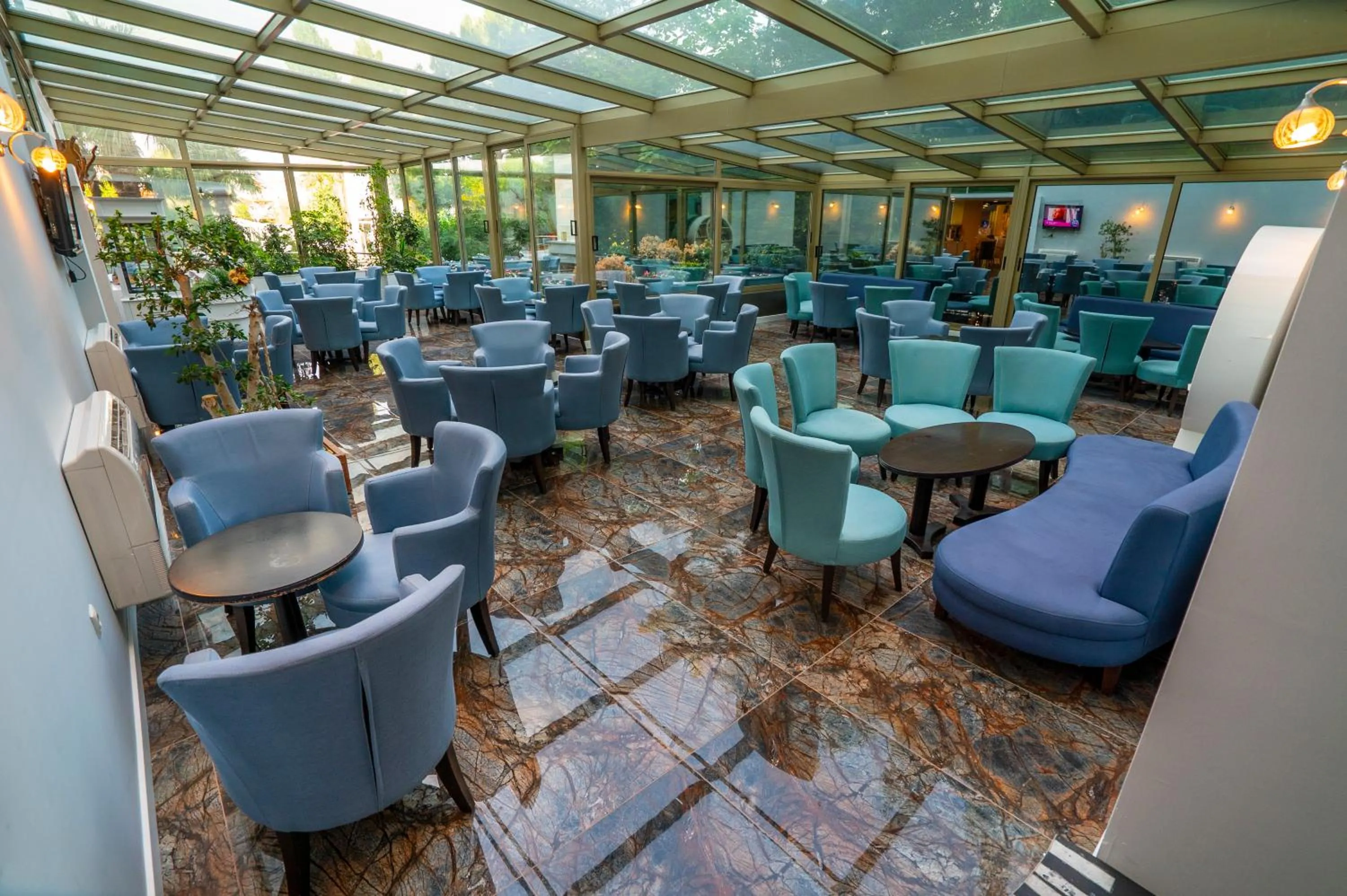 Lounge or bar in Grand Belish Hotel