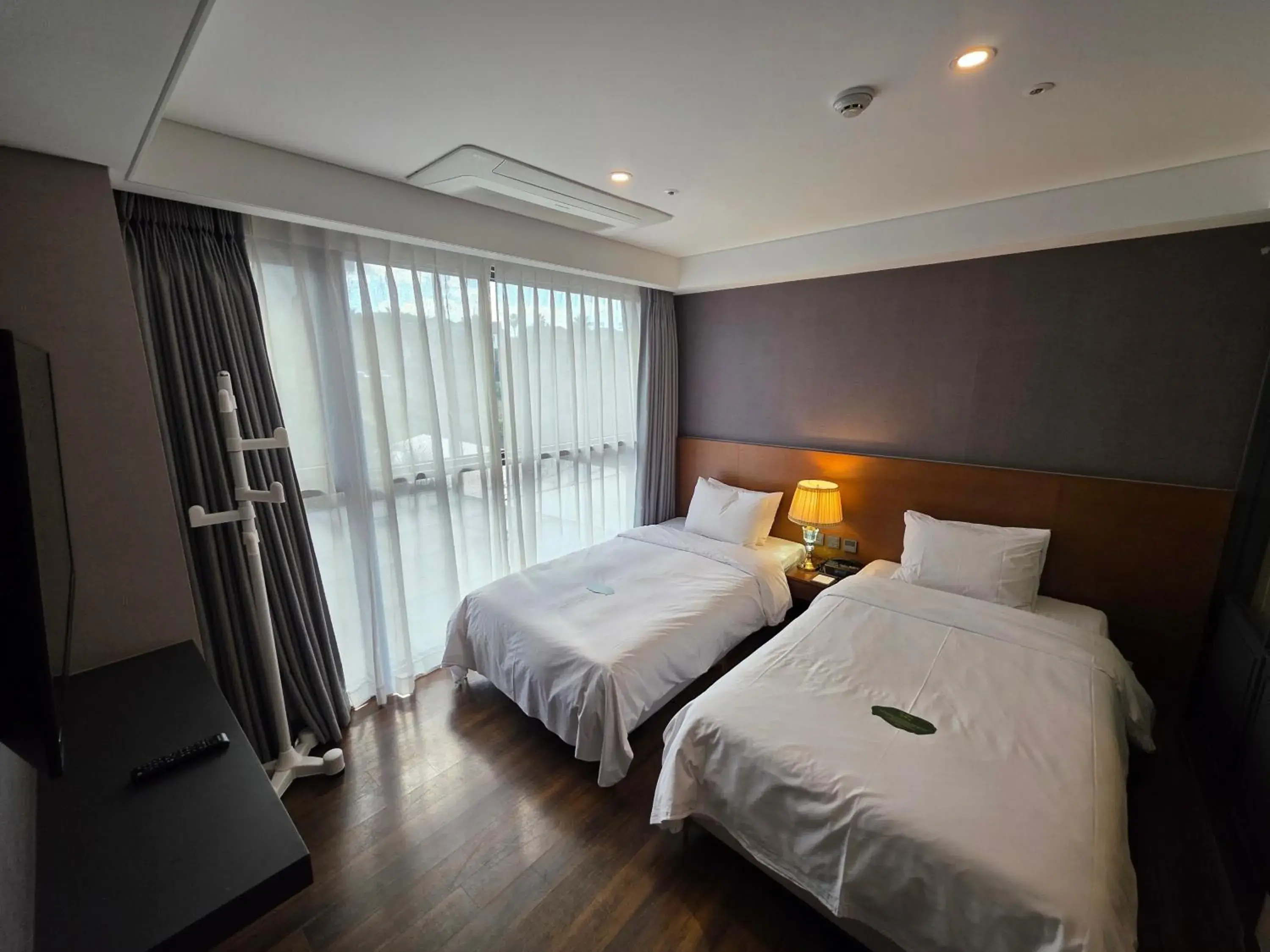 Bedroom, Bed in Dyne Oceano Hotel Bedroom, Bed in Dyne Oceano Hotel