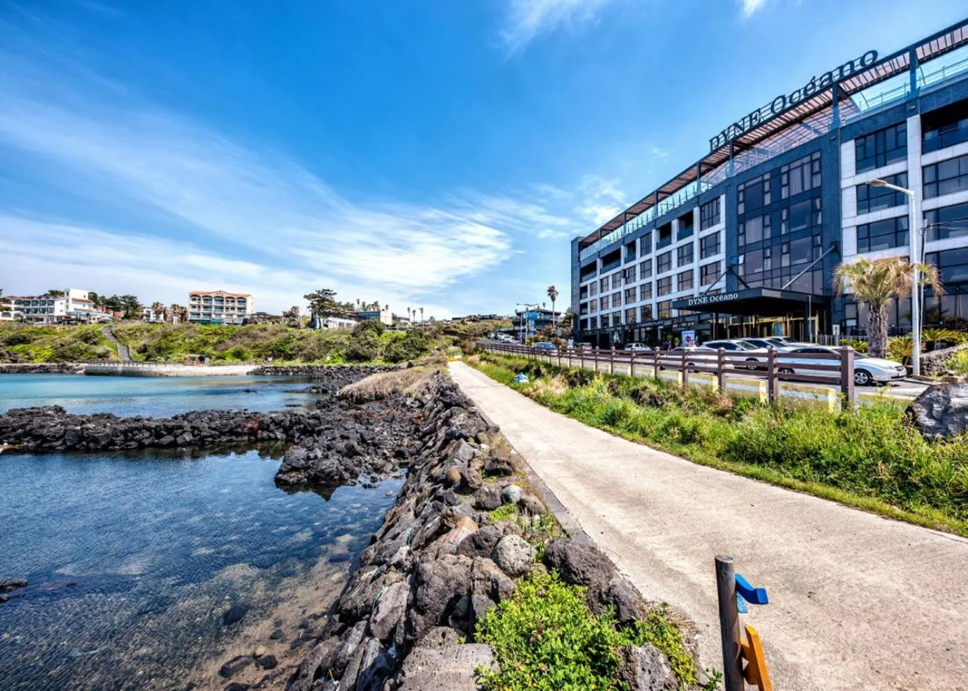 Property building in Dyne Oceano Hotel