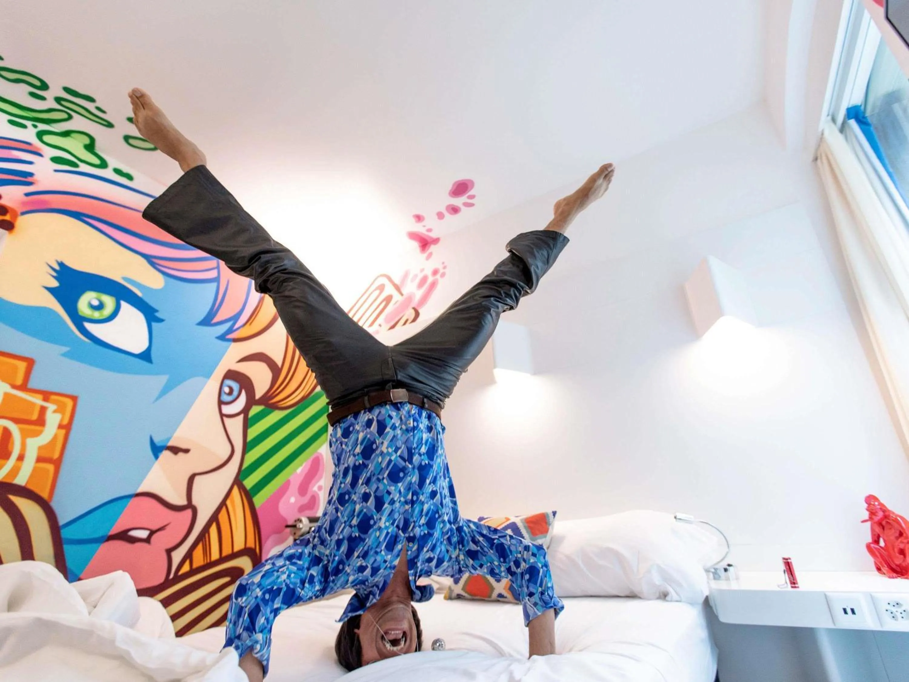 Bedroom in ibis Styles Lausanne Center MadHouse