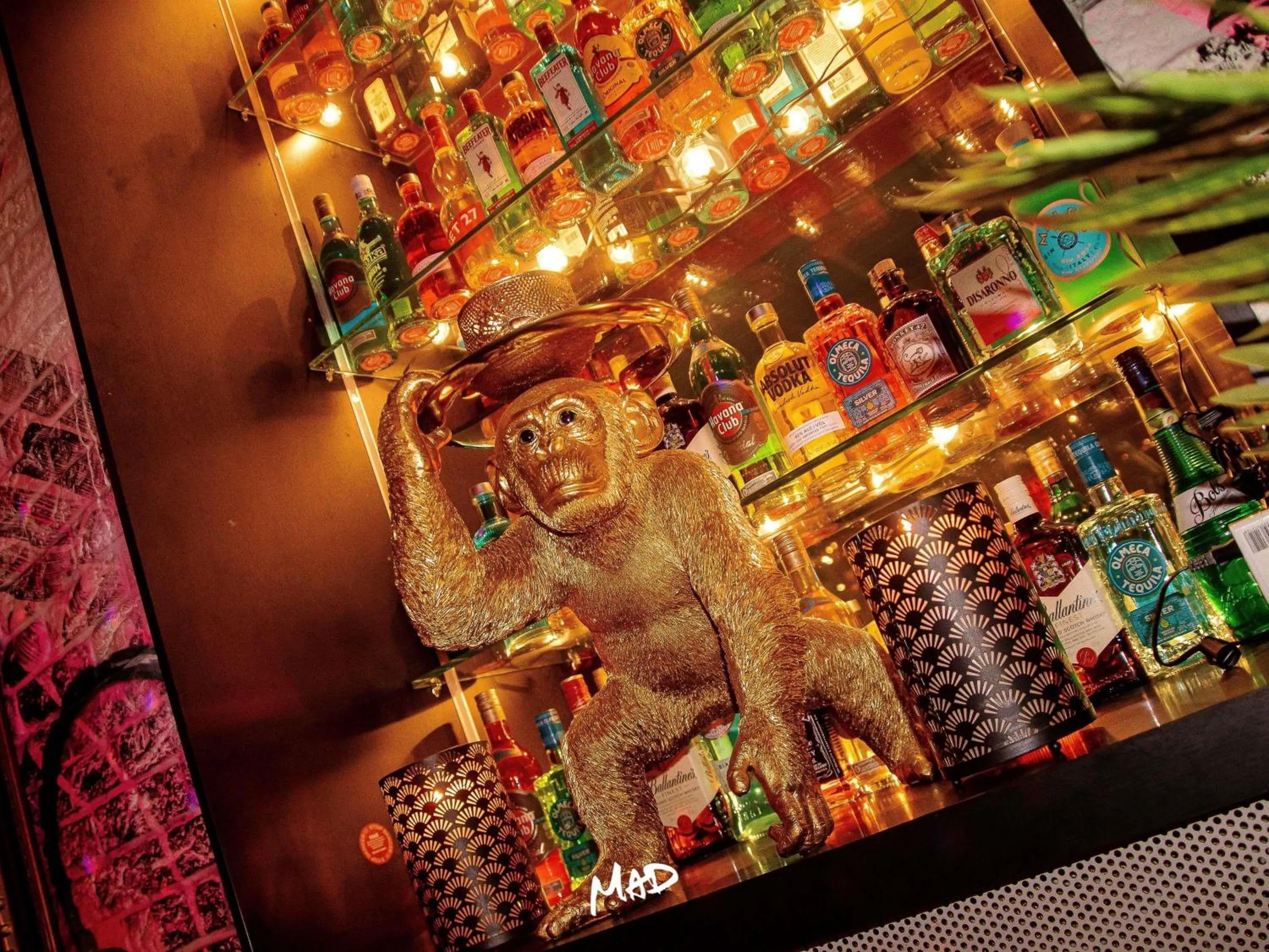 Lounge or bar in ibis Styles Lausanne Center MadHouse