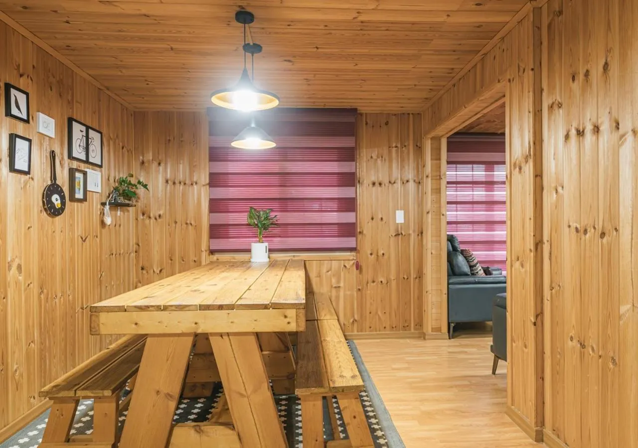 Jeju Haepoomdal Pension