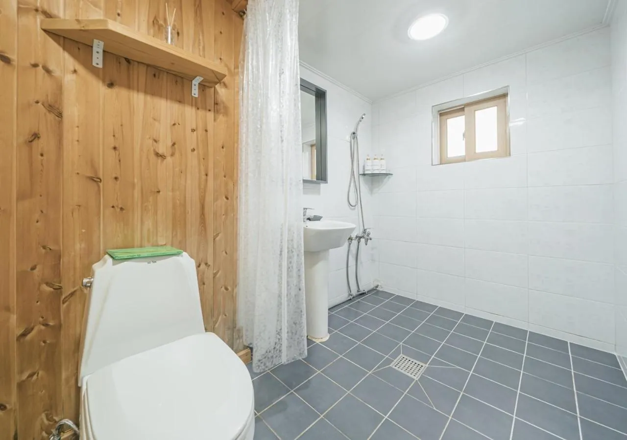 Jeju Haepoomdal Pension