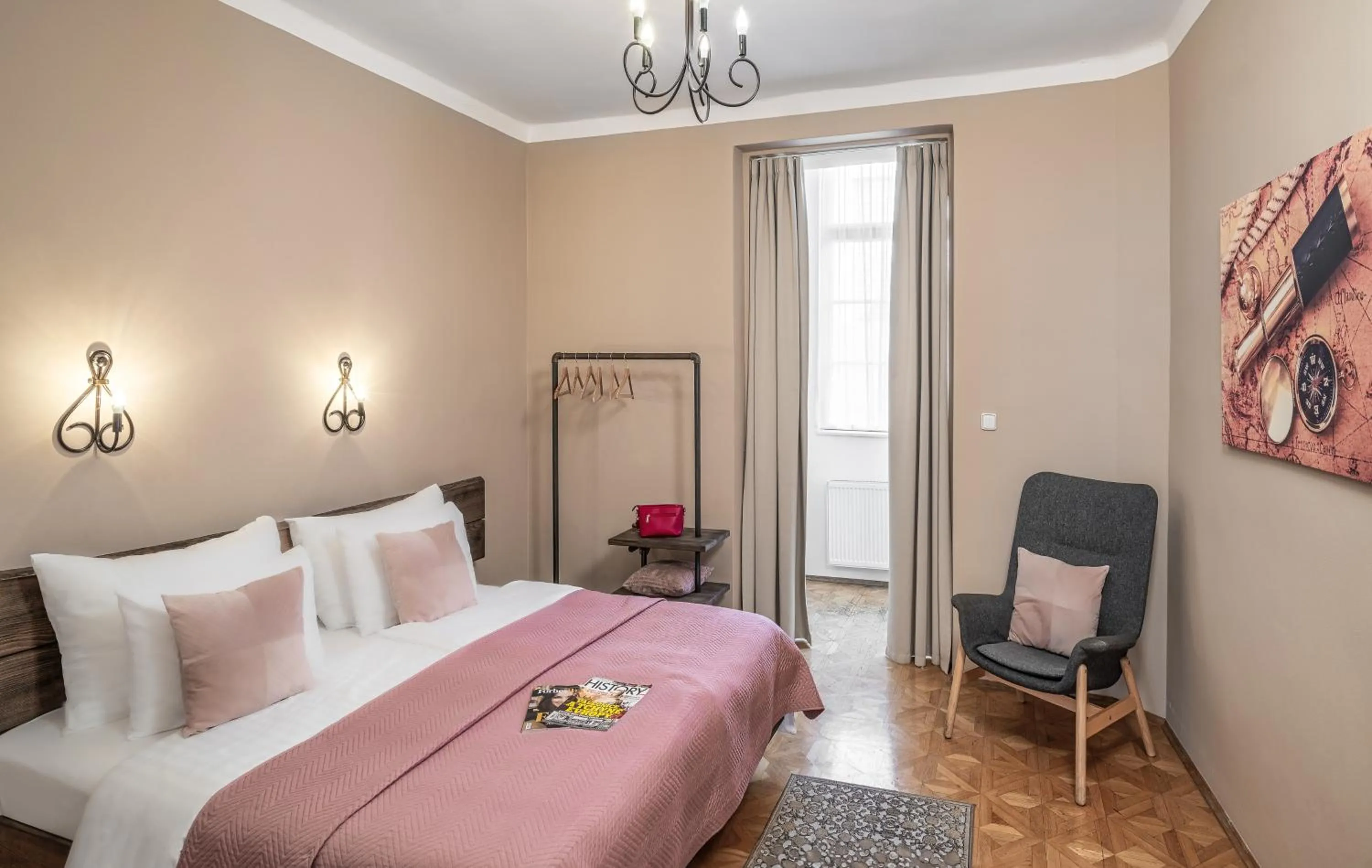 Bed in 6 Continents Apartments by Adrez