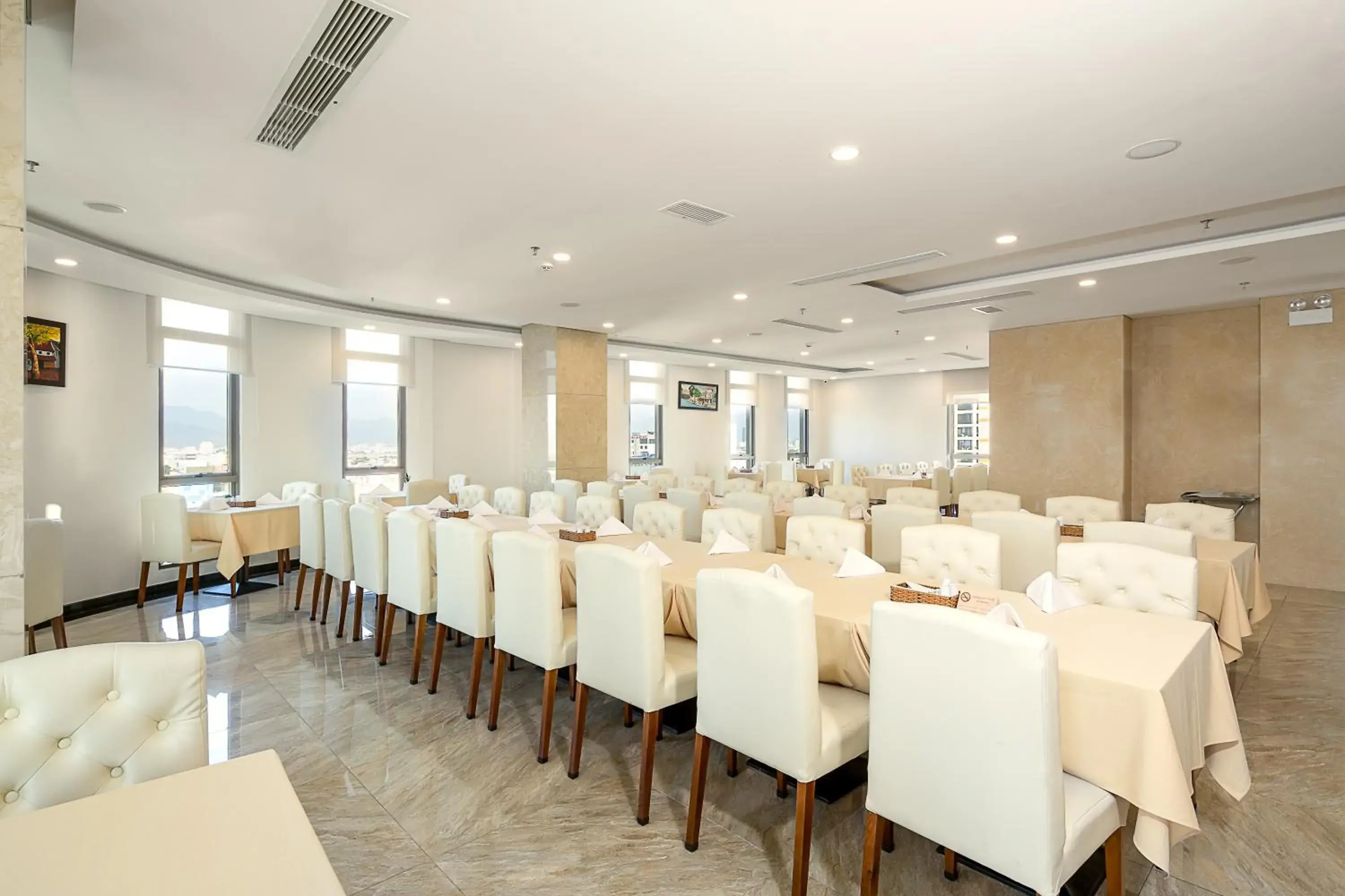 Restaurant/places to eat in Tamarind Danang Beach Hotel Restaurant/places to eat in Tamarind Danang Beach Hotel