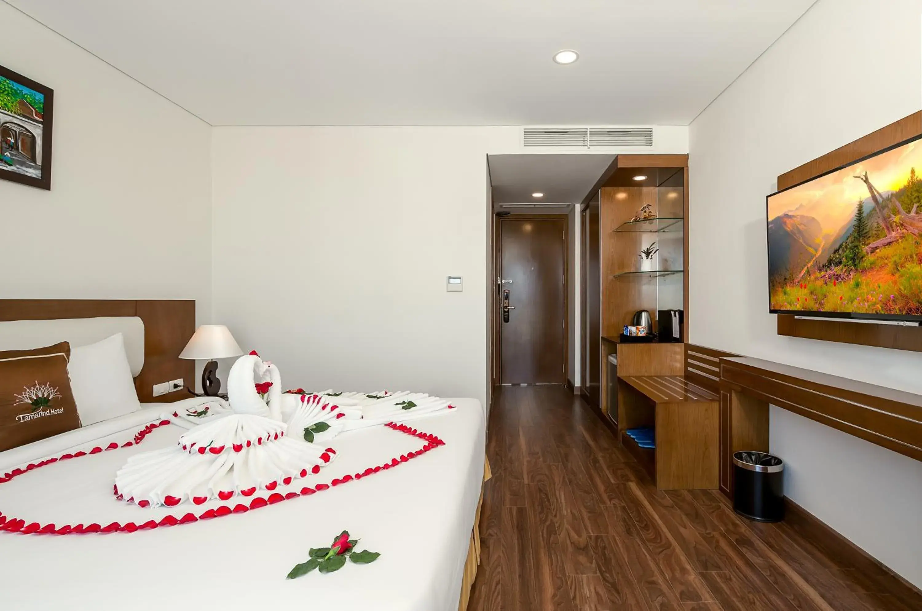 Superior Double Room with City View in Tamarind Danang Beach Hotel Superior Double Room with City View in Tamarind Danang Beach Hotel