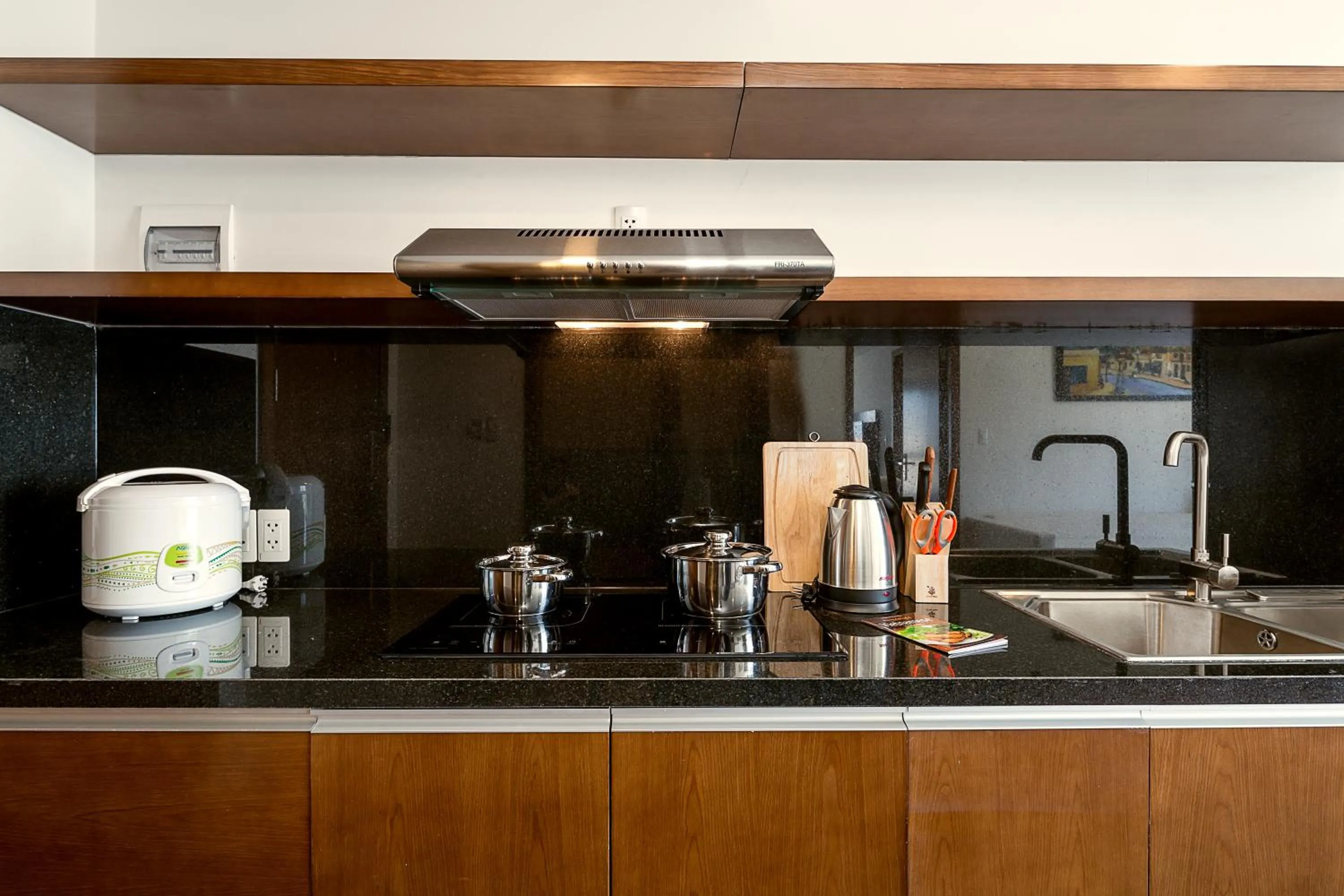 Kitchen or kitchenette in Tamarind Danang Beach Hotel