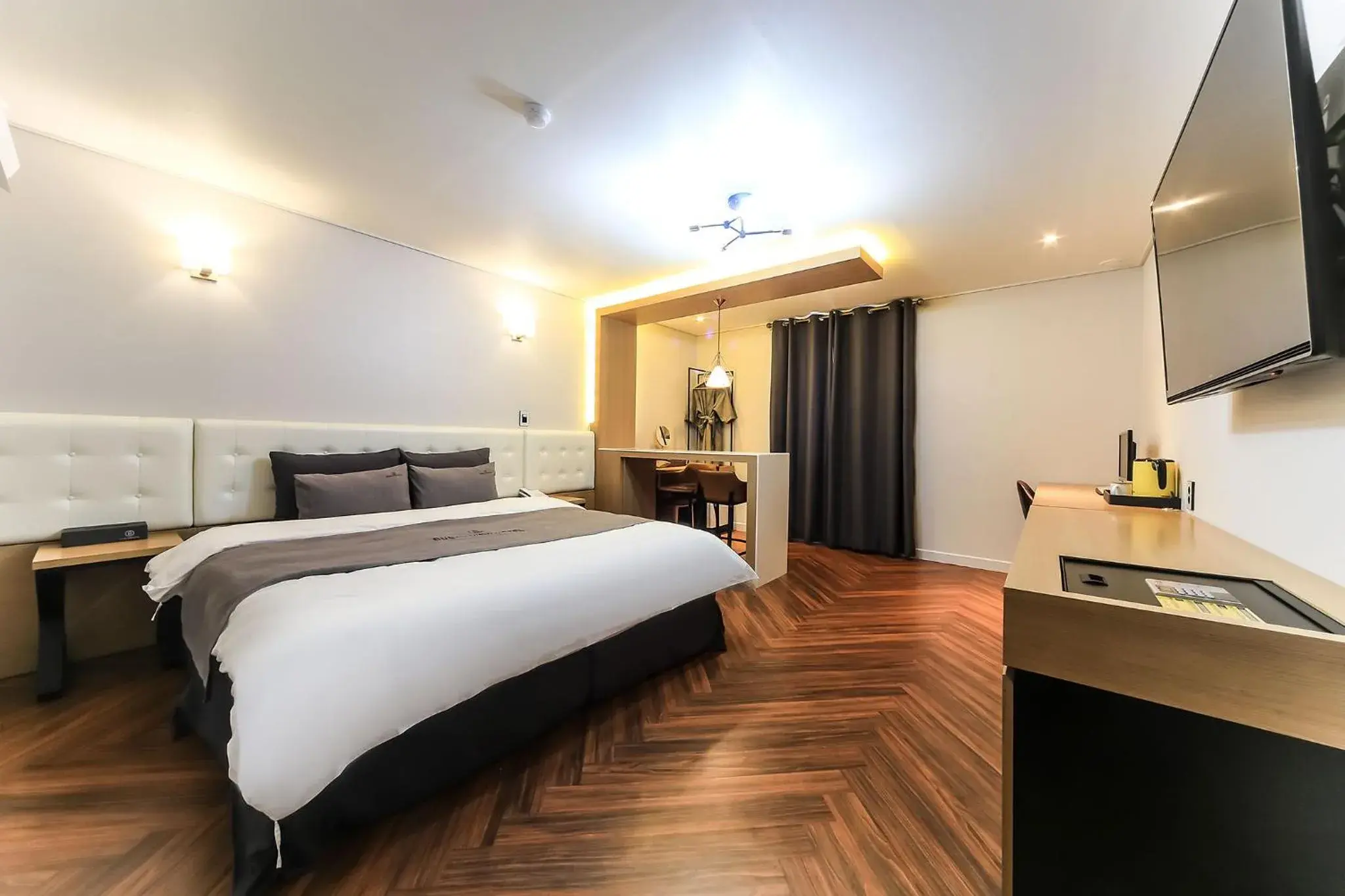 Bed in Busan Station BUSAN VIEW HOTEL Bed in Busan Station BUSAN VIEW HOTEL