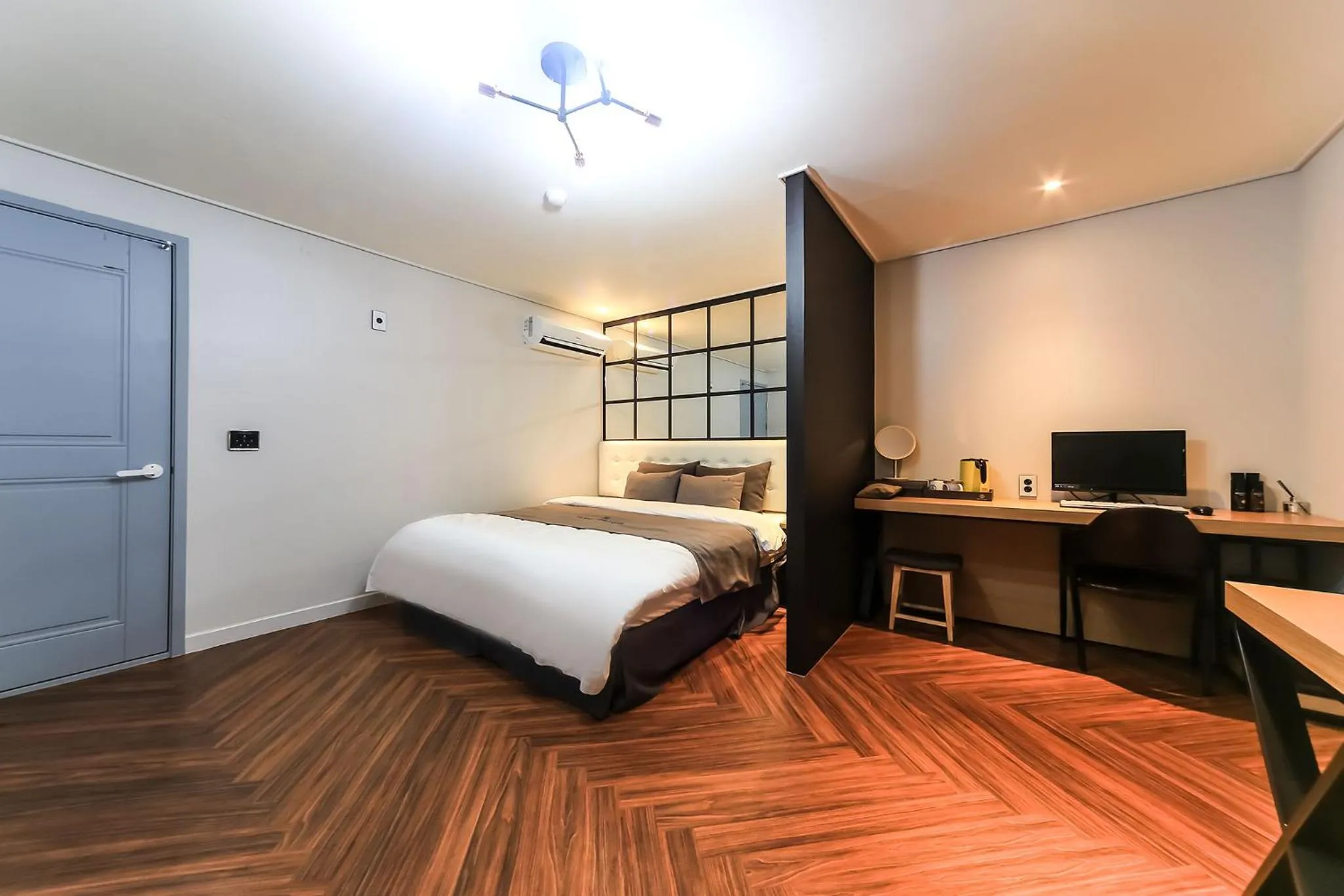 Bed in Busan Station BUSAN VIEW HOTEL