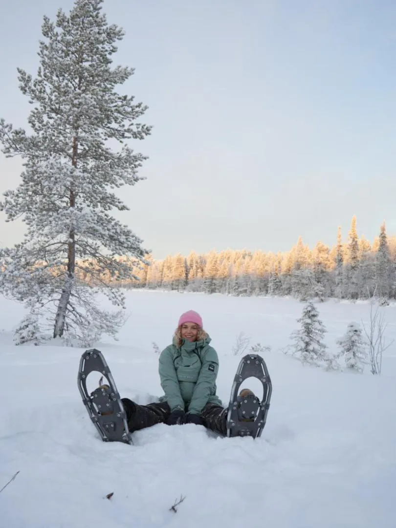 Isokenkäisten Klubi - Wilderness Lodge