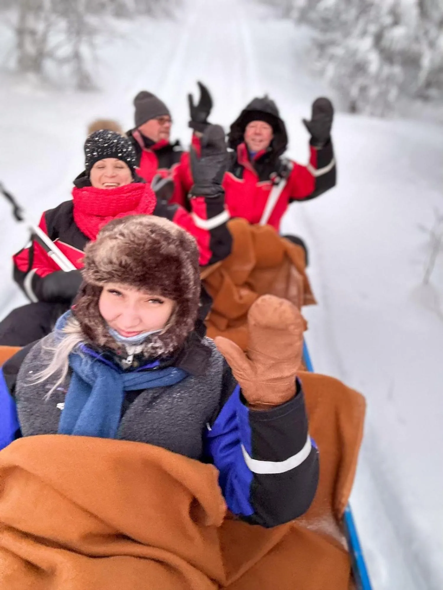Isokenkäisten Klubi - Wilderness Lodge