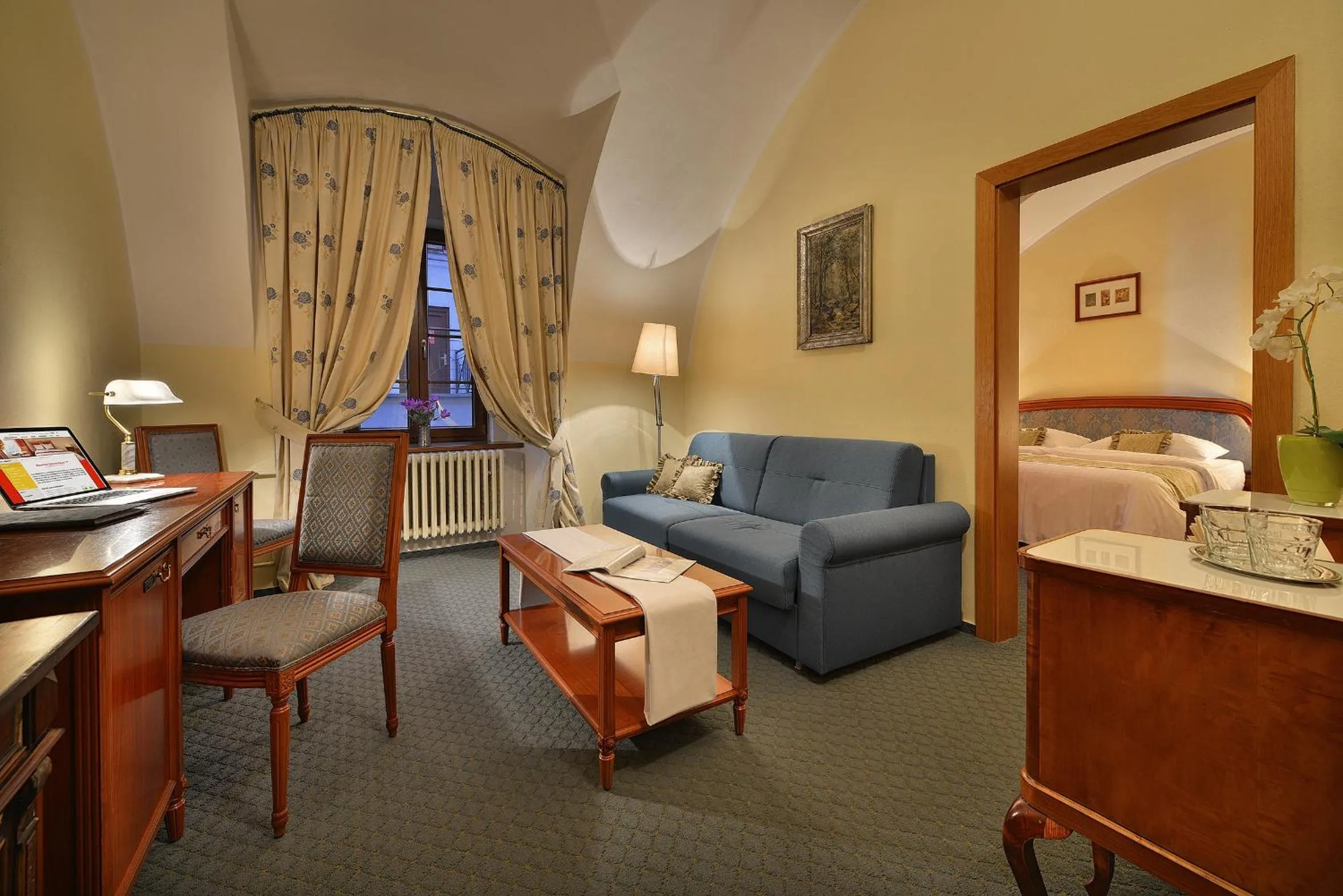 Photo of the whole room in Maxmilian Lifestyle Resort