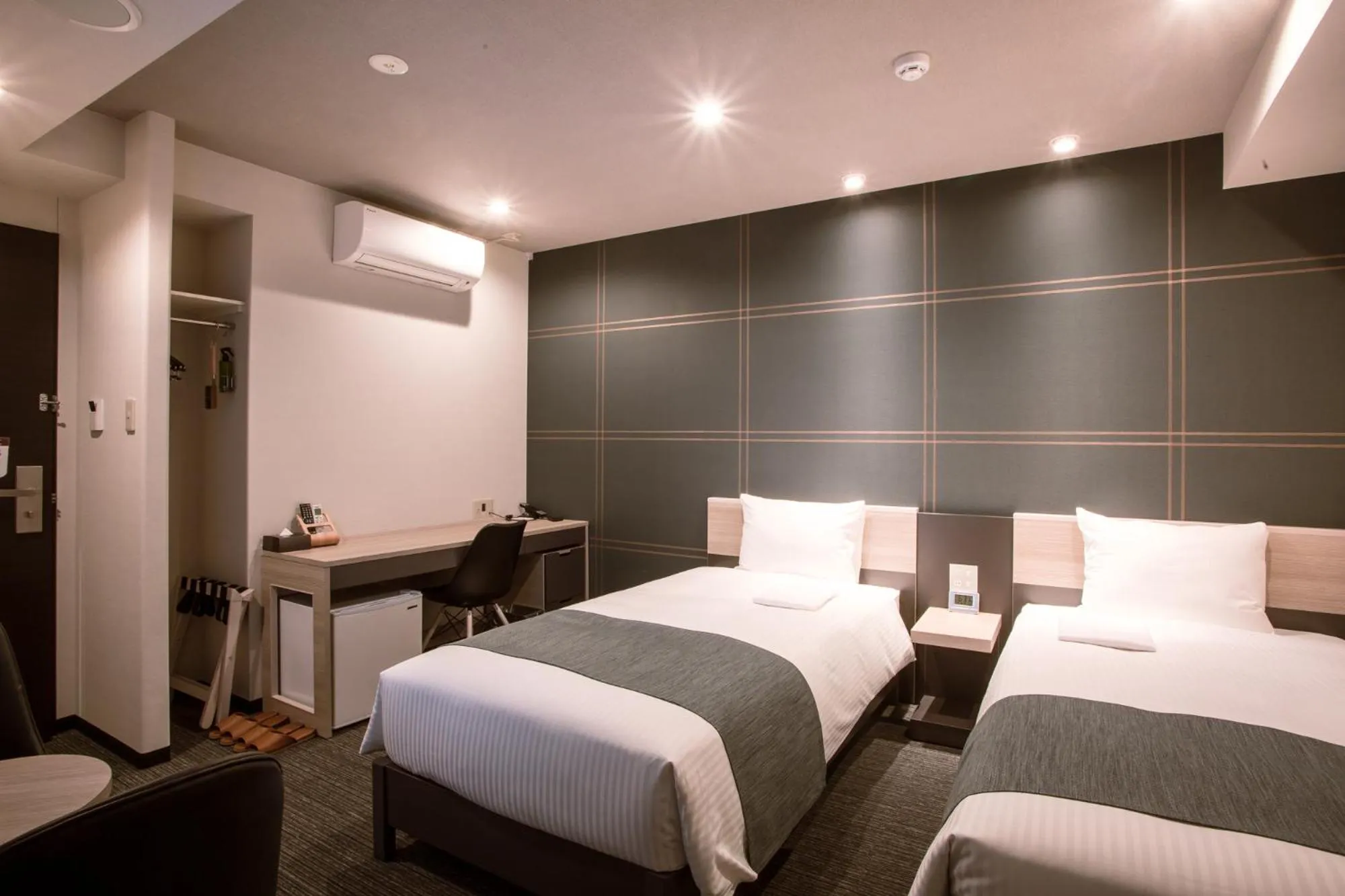 Bedroom, Bed in Kuretake-Inn Hamamatsueki Minamiguchi Premium