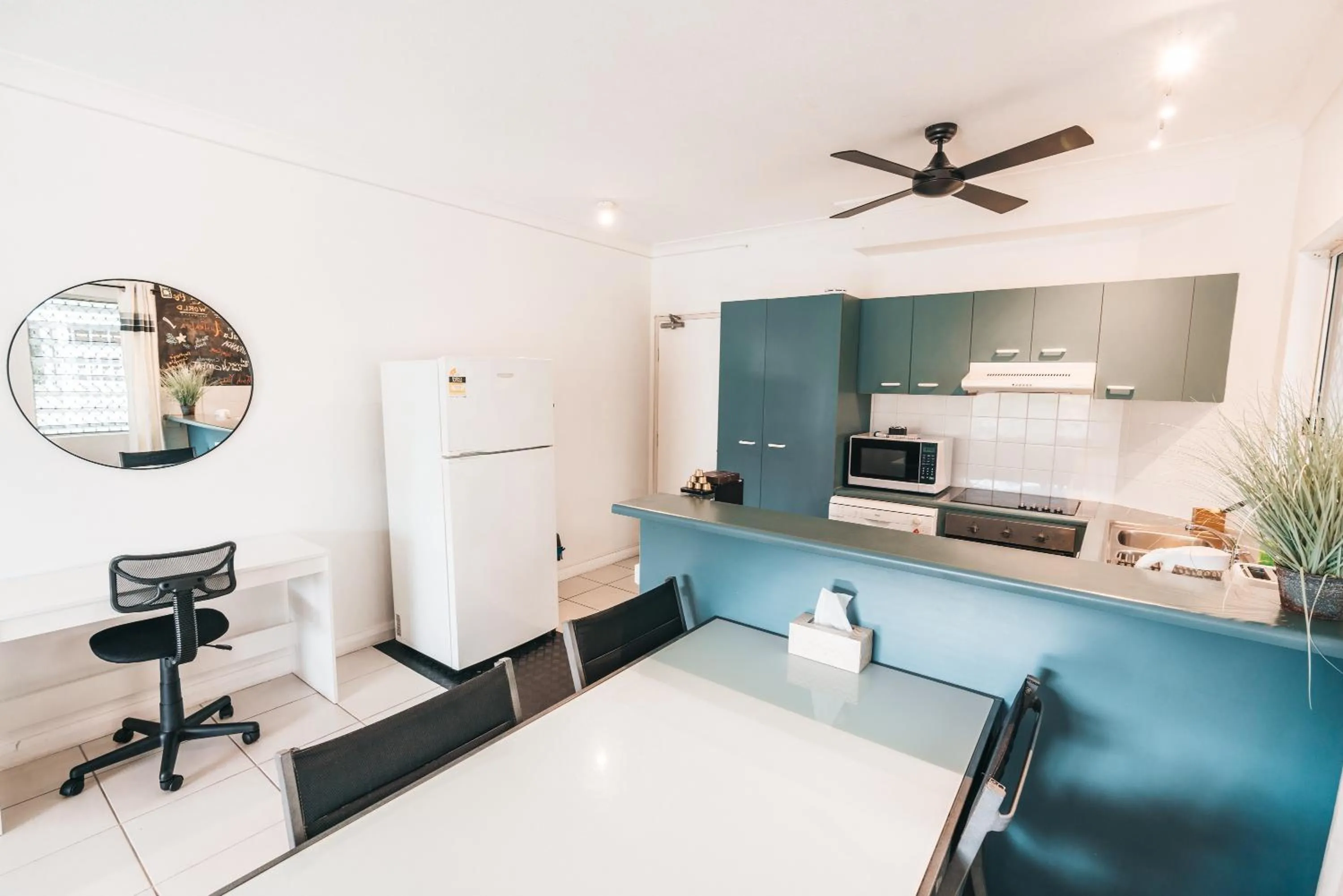Kitchen or kitchenette in Inner City Value