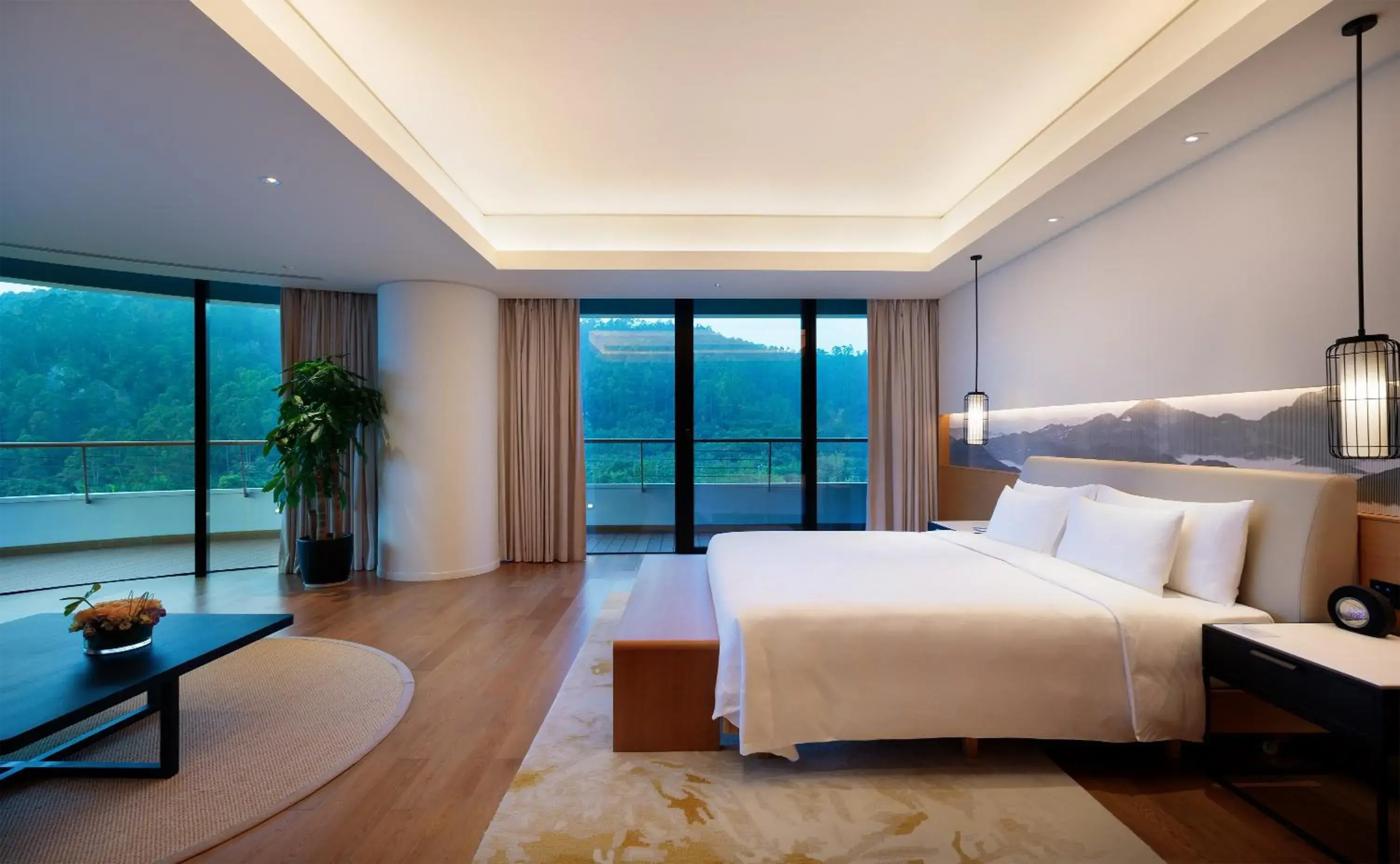 Photo of the whole room, Sea View in LN Garden Hotel Nansha Guangzhou