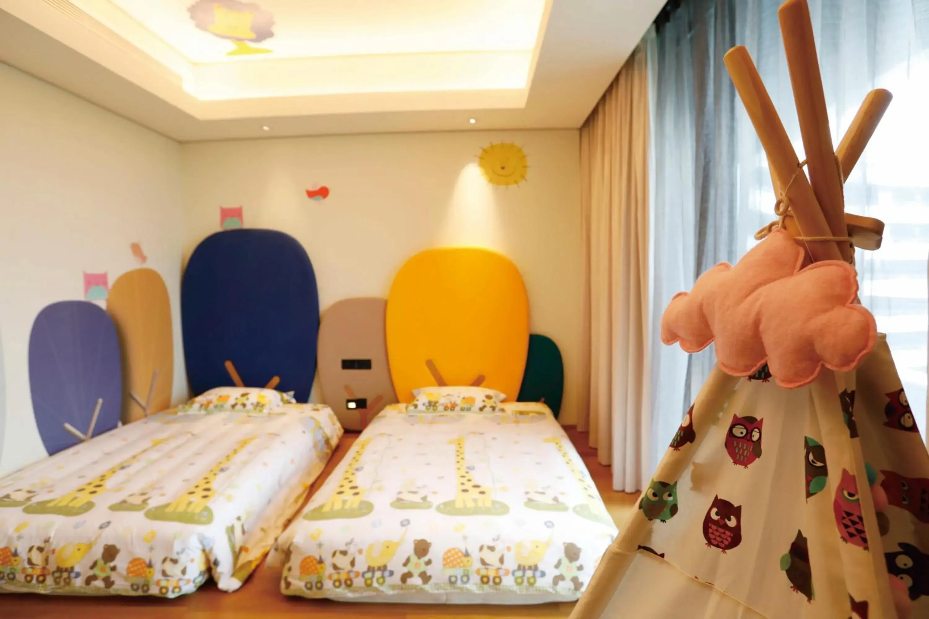 Bed in LN Garden Hotel Nansha Guangzhou