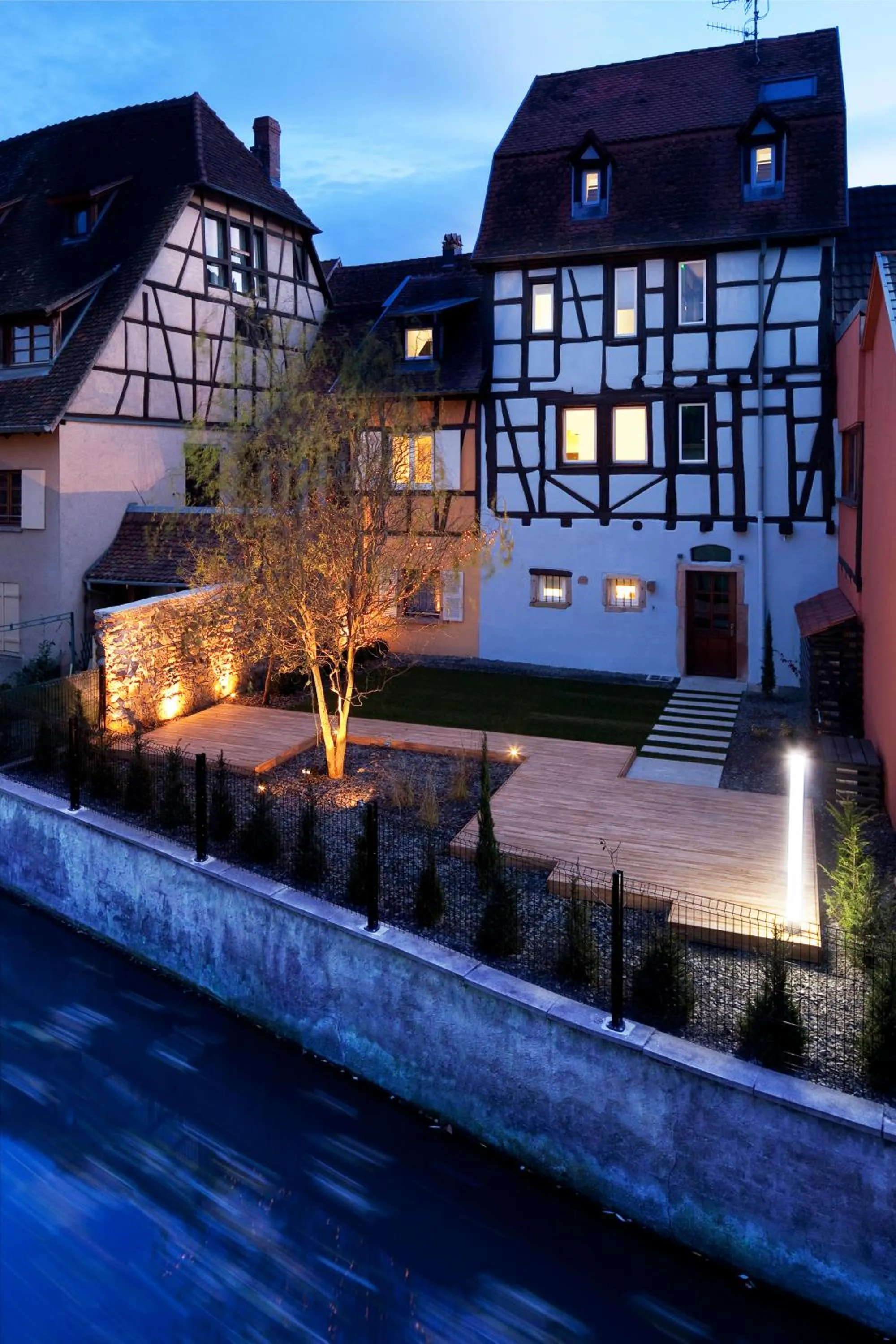 Facade/entrance in Hotel Le Colombier Suites