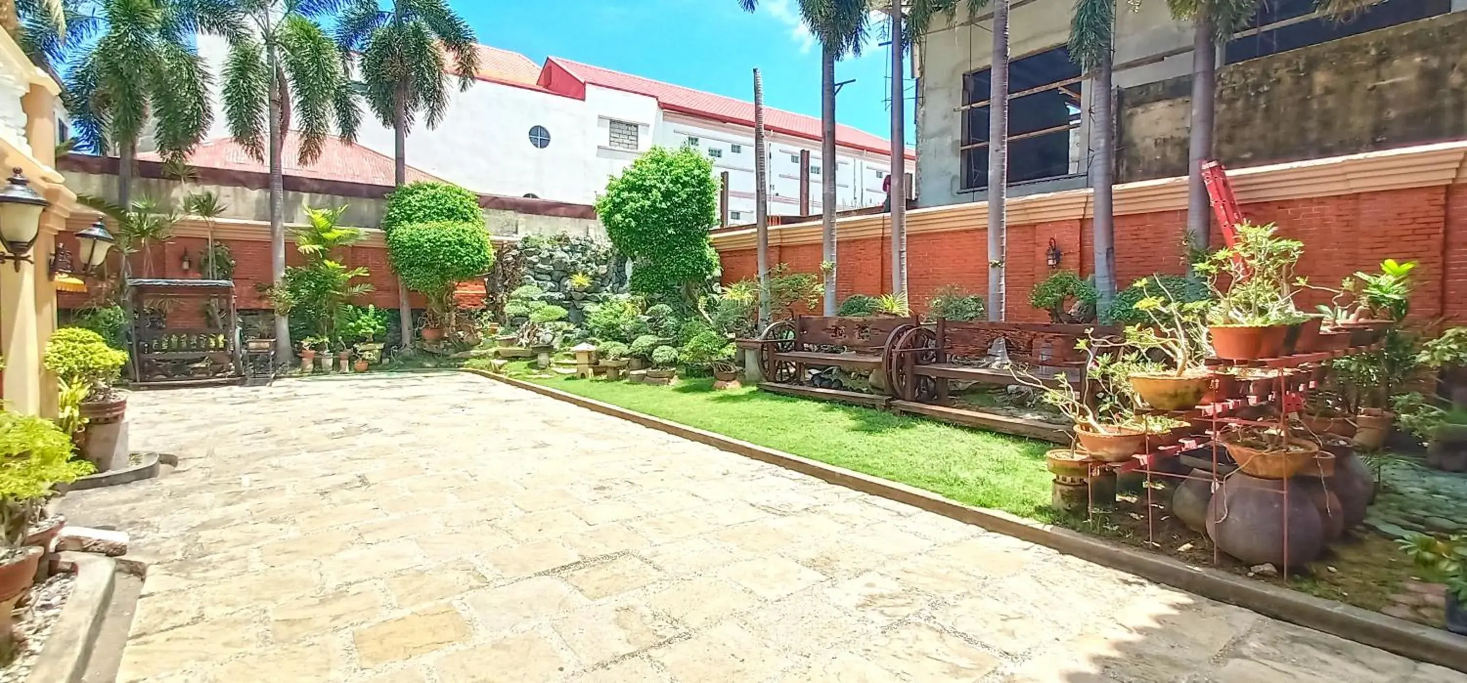 Garden in My Vigan Home Hotel Garden in My Vigan Home Hotel