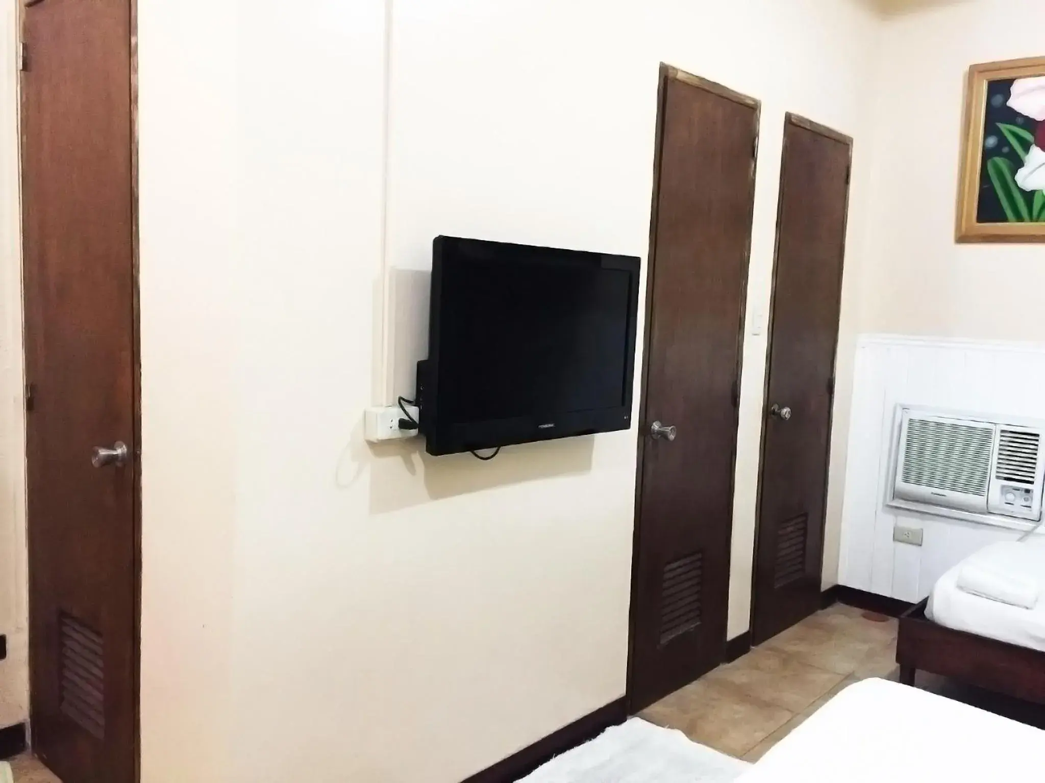 Bed in My Vigan Home Hotel Bed in My Vigan Home Hotel