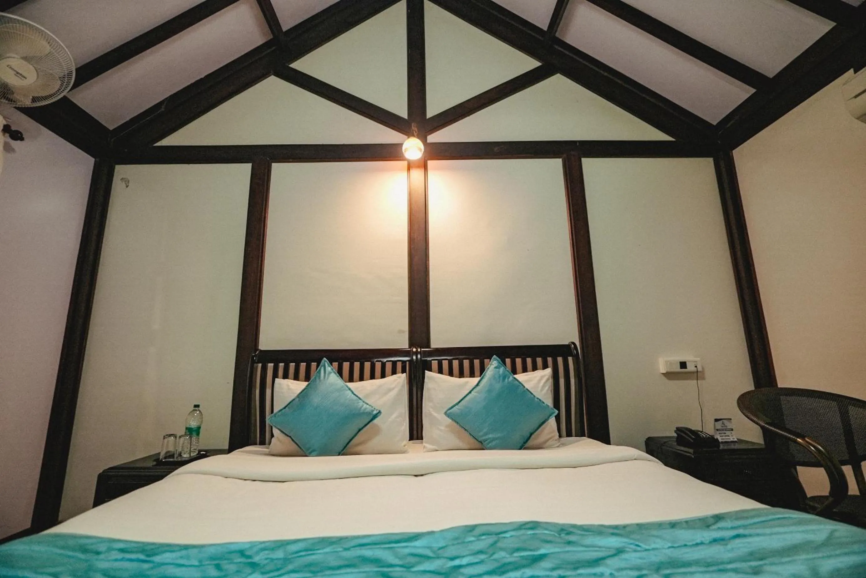 Bed in Raja Park Beach Resort