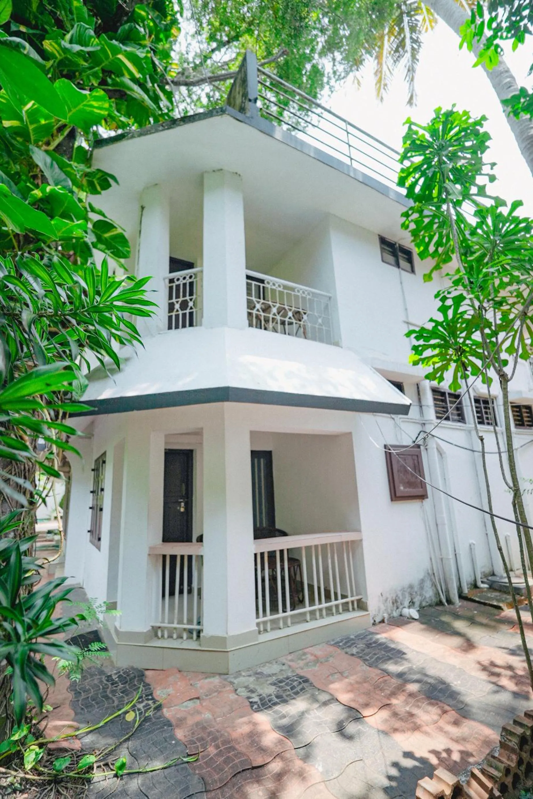 Property building in Raja Park Beach Resort