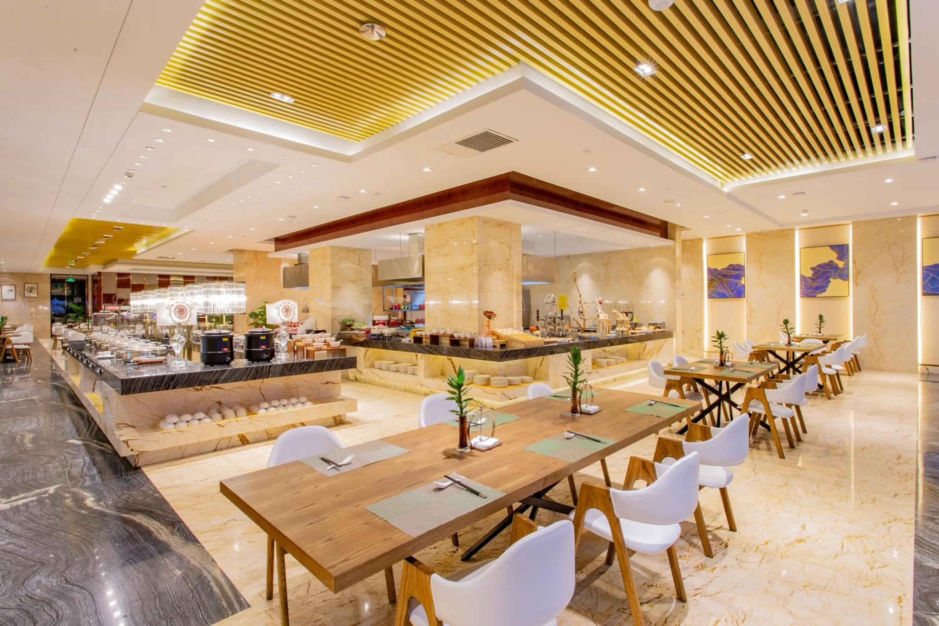 Restaurant/places to eat in YueXin Tomorrow Hotel Sanya