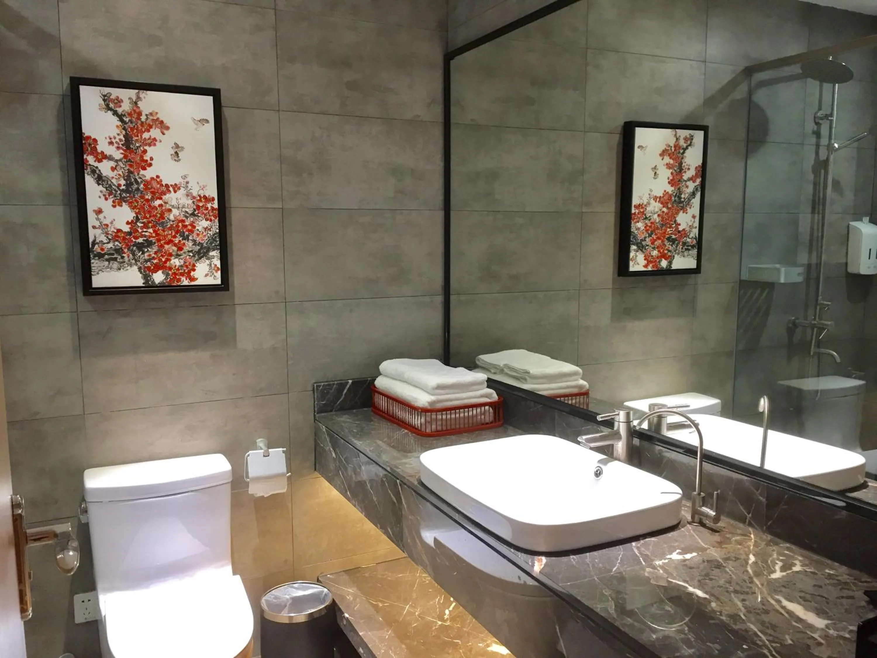 Bathroom in Guangzhou Hongcheng Hotel