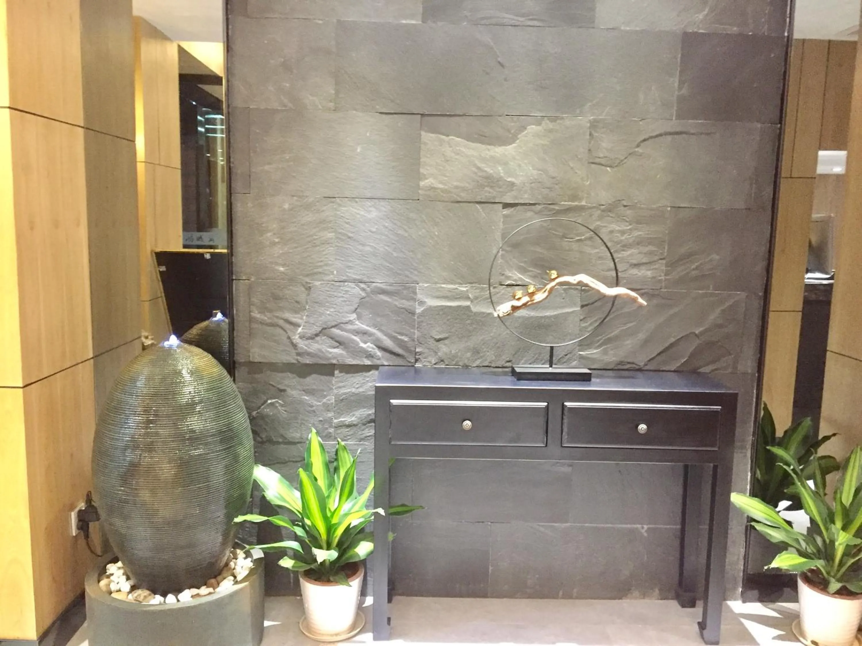 Property building in Guangzhou Hongcheng Hotel