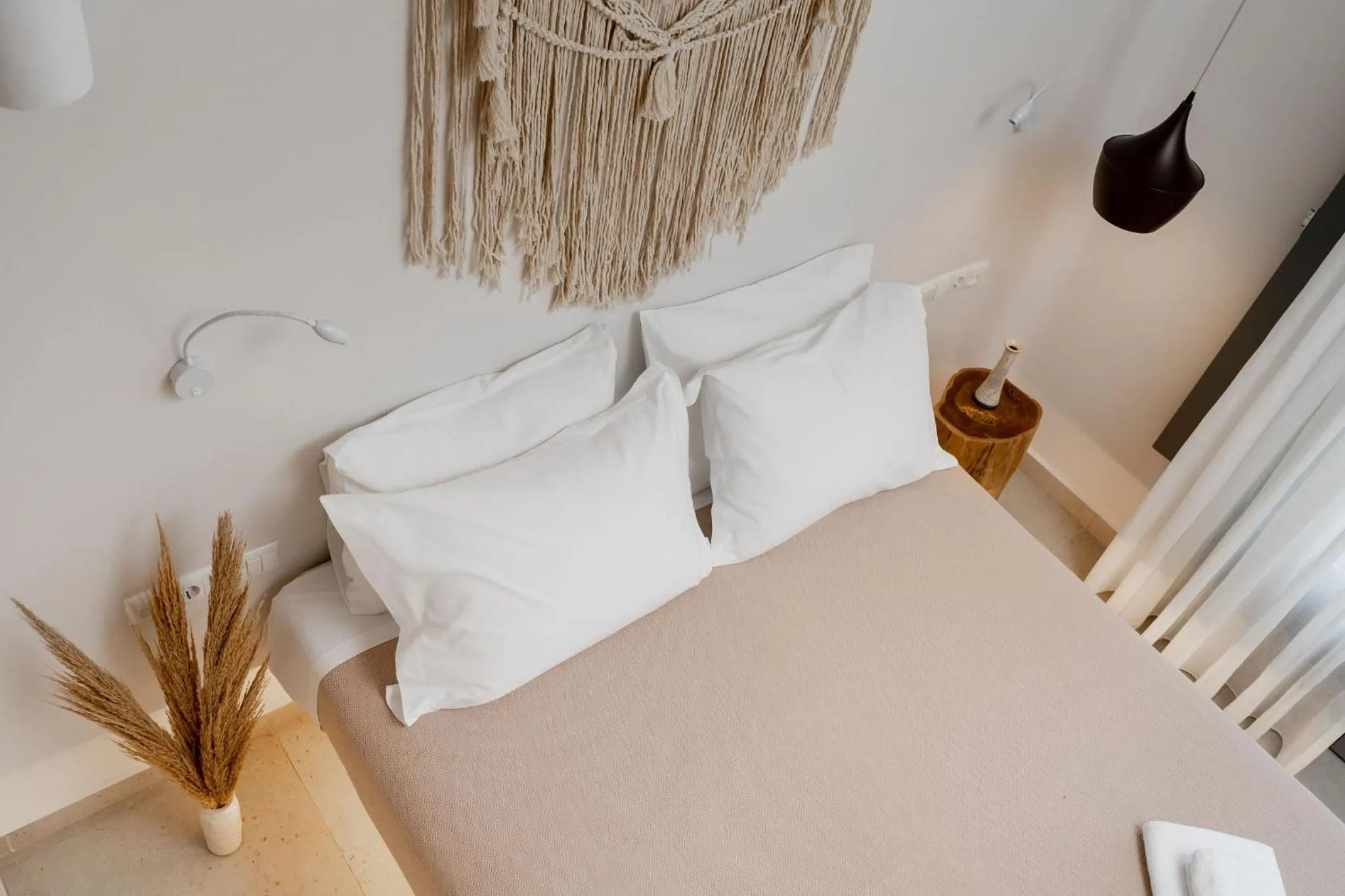 Living room, Bed in Melidron Hotel & Suites